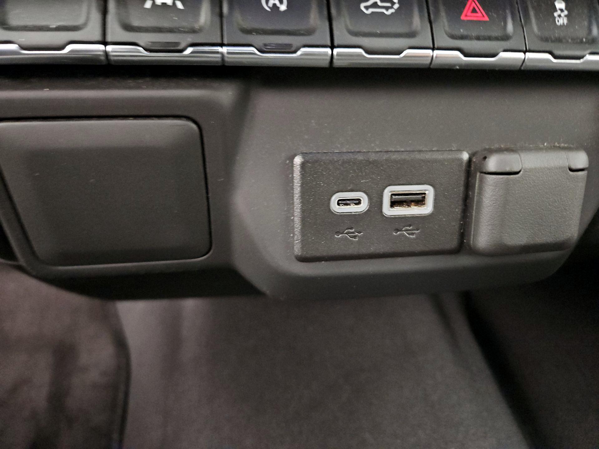 Thumbnail: 2024 Chevrolet Silverado 1500 - 18