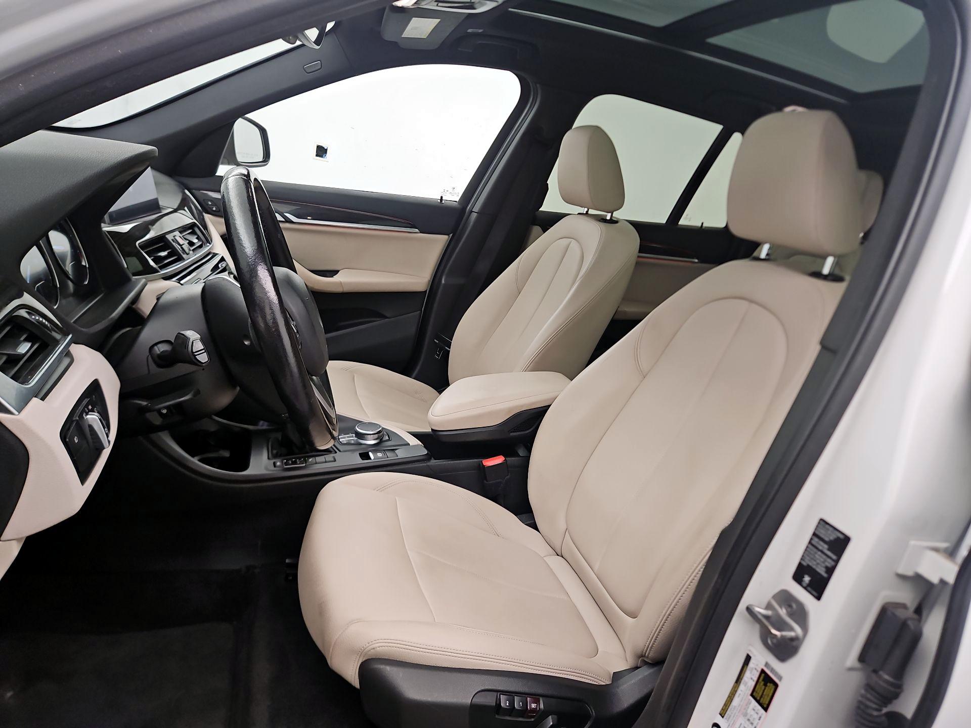 Thumbnail: 2019 BMW X1 - 11