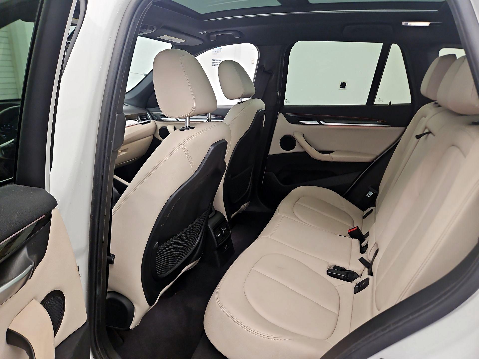 Thumbnail: 2019 BMW X1 - 18