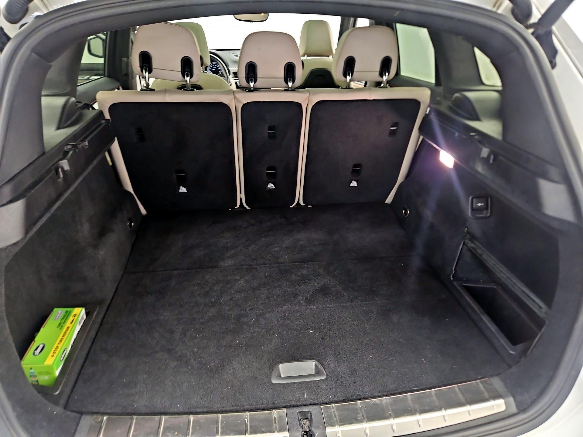 Thumbnail: 2019 BMW X1 - 19