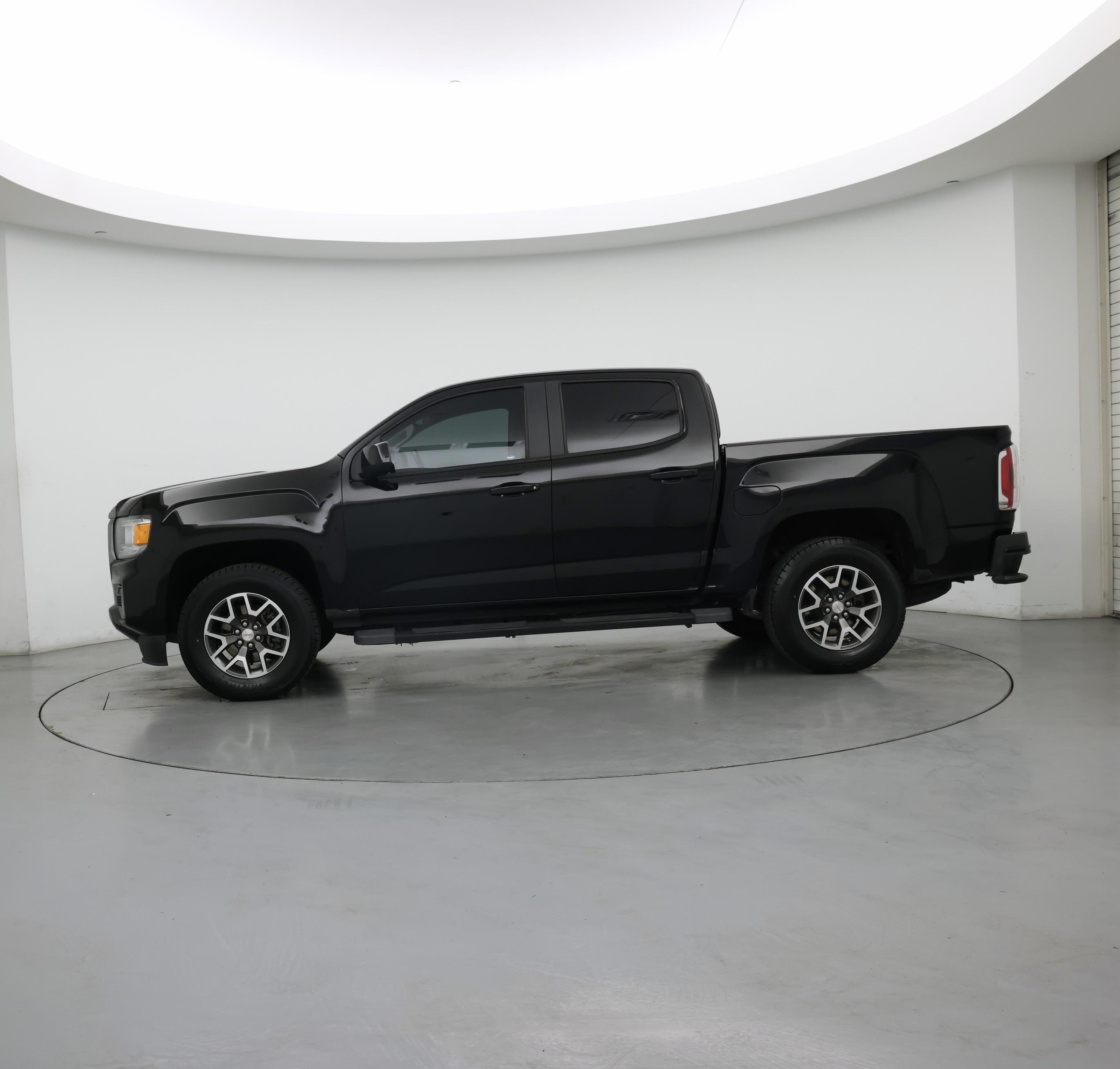 Thumbnail: 2021 GMC Canyon - 3