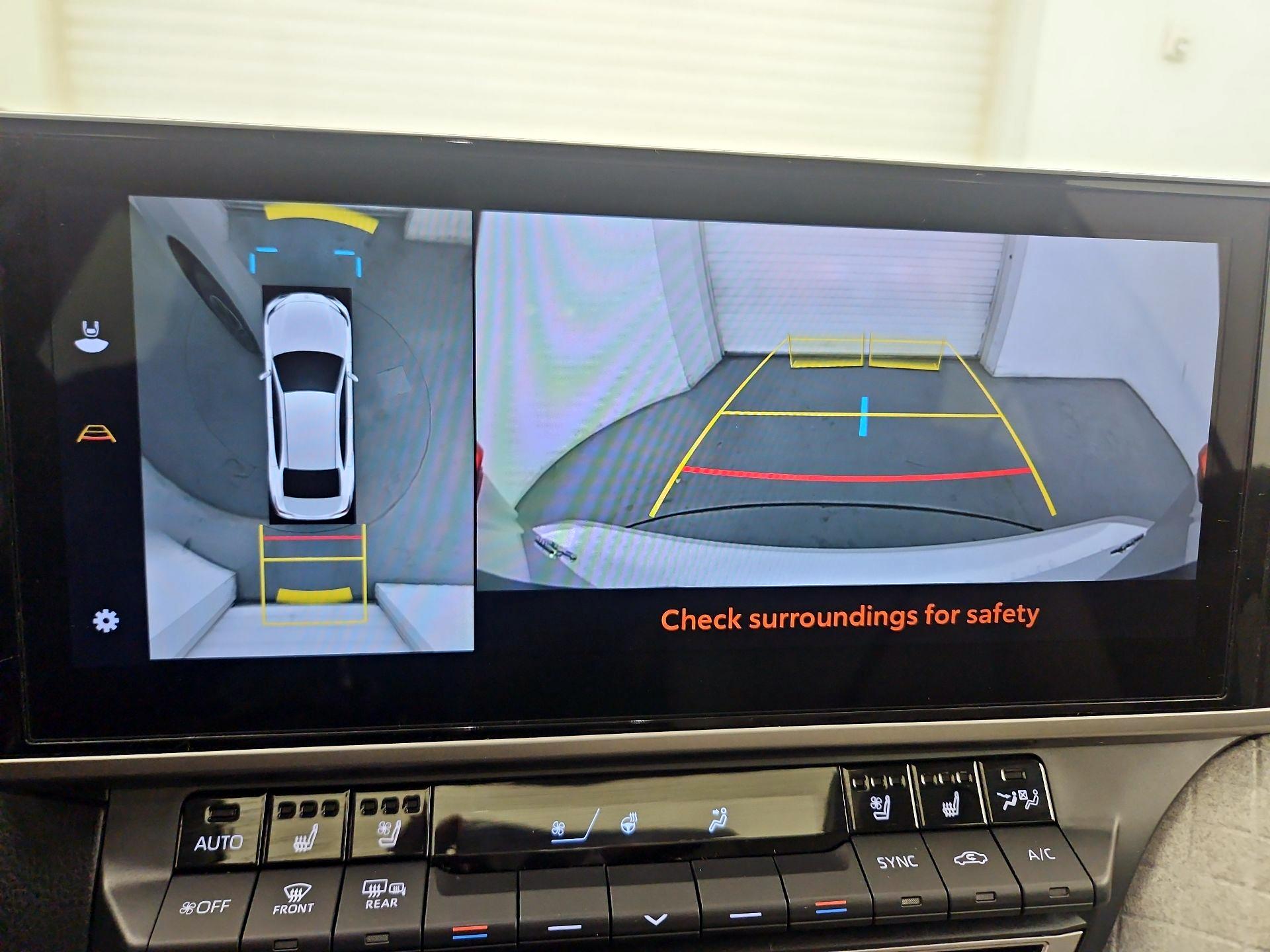 Thumbnail: 2025 Toyota Camry - 14