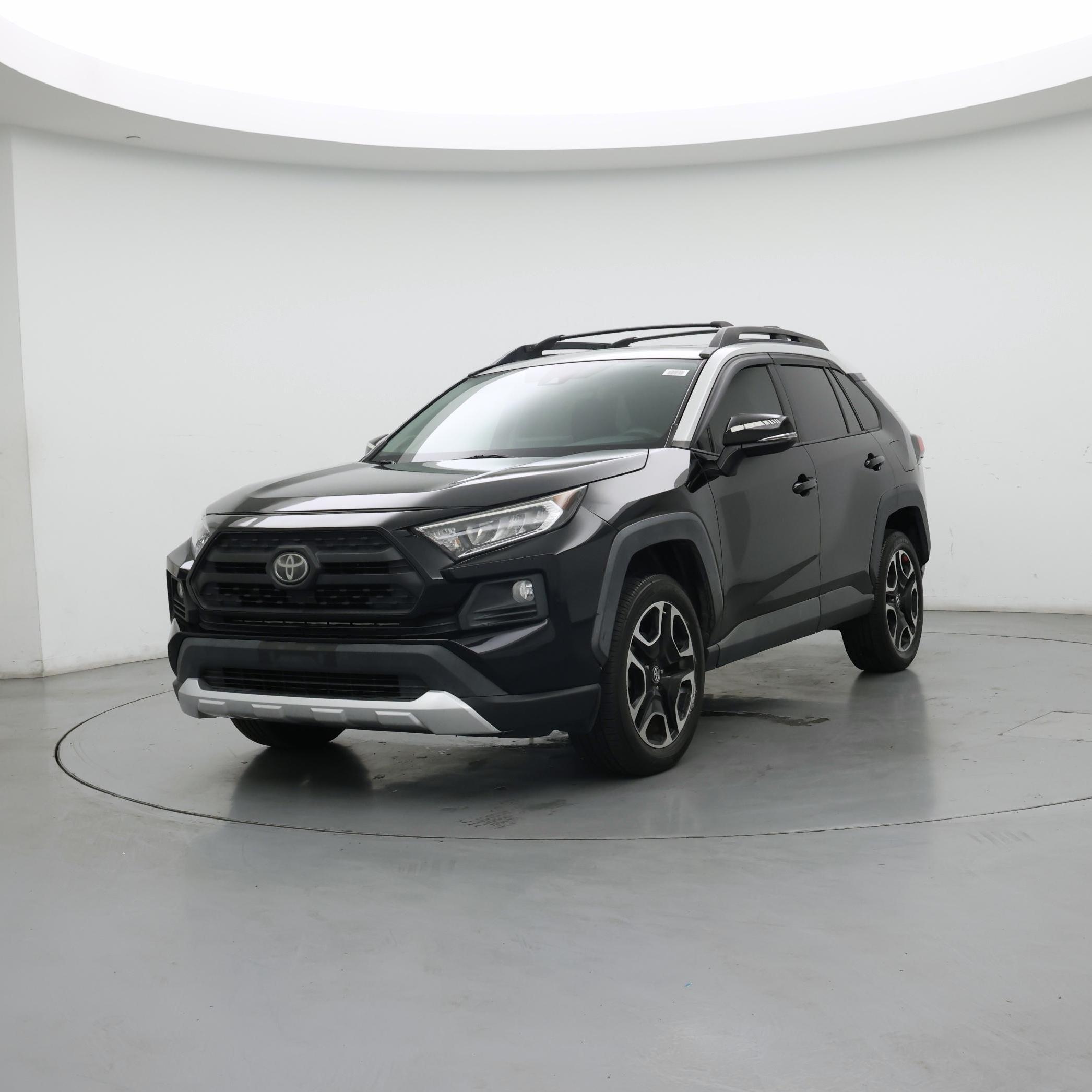 Thumbnail: 2019 Toyota RAV4 - 4