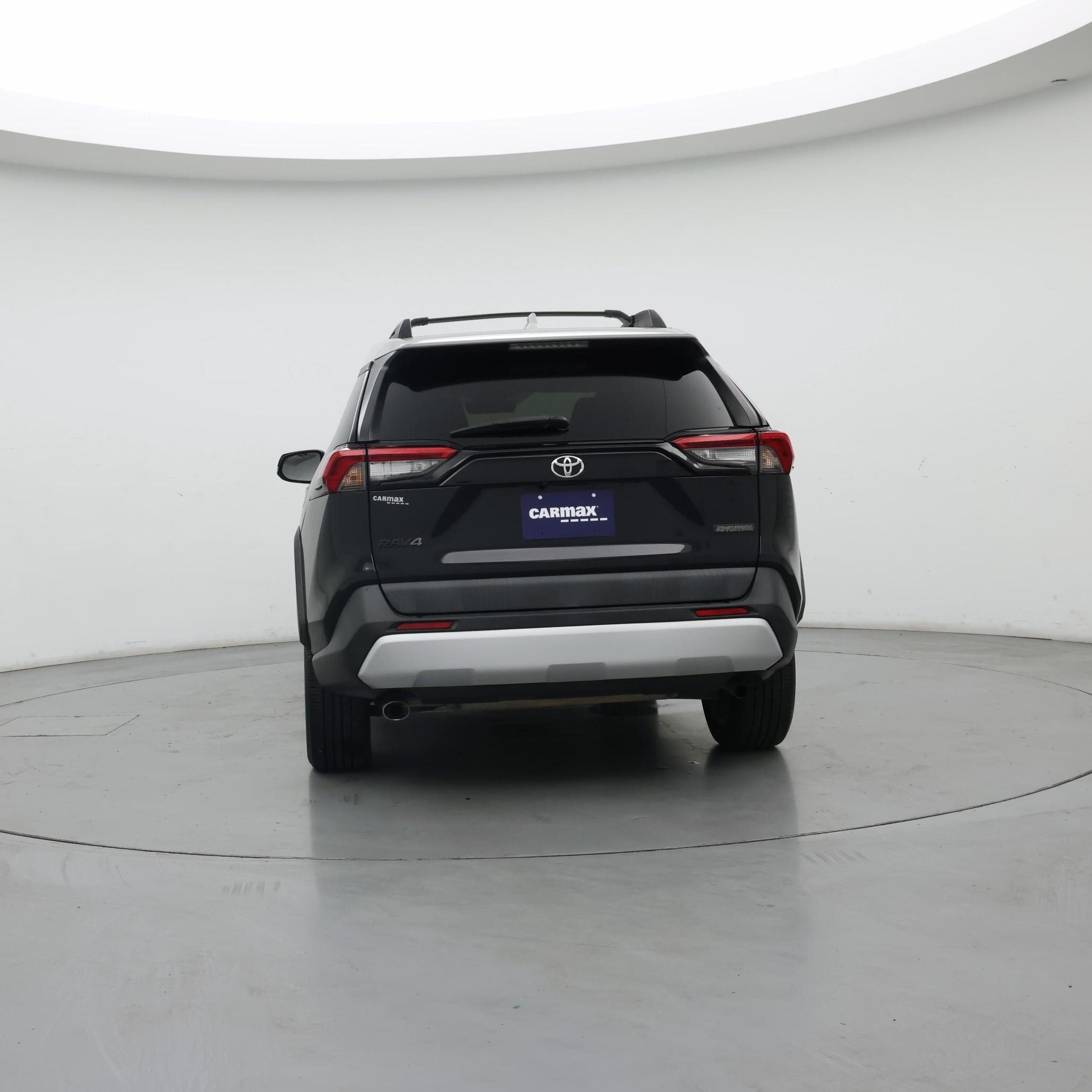 Thumbnail: 2019 Toyota RAV4 - 6