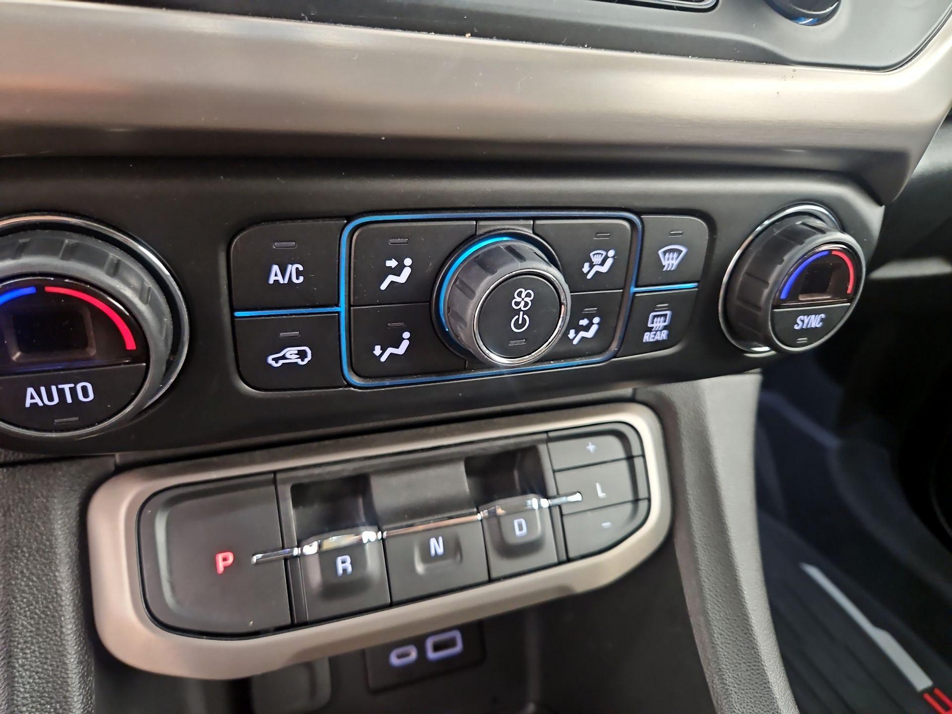 Thumbnail: 2022 GMC Acadia - 15