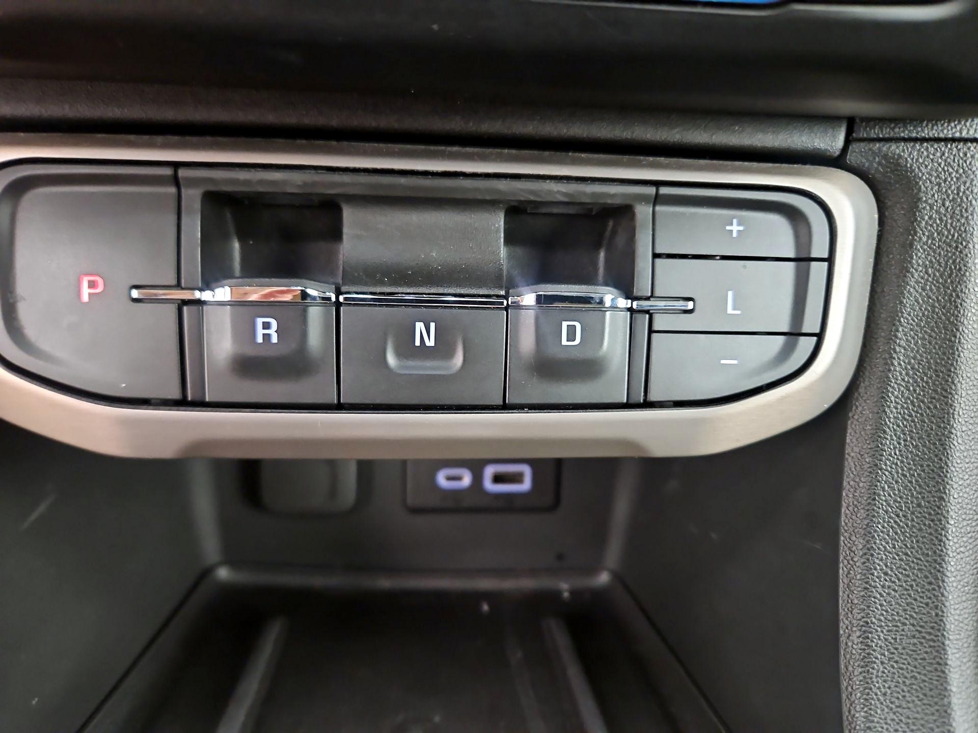 Thumbnail: 2022 GMC Acadia - 16