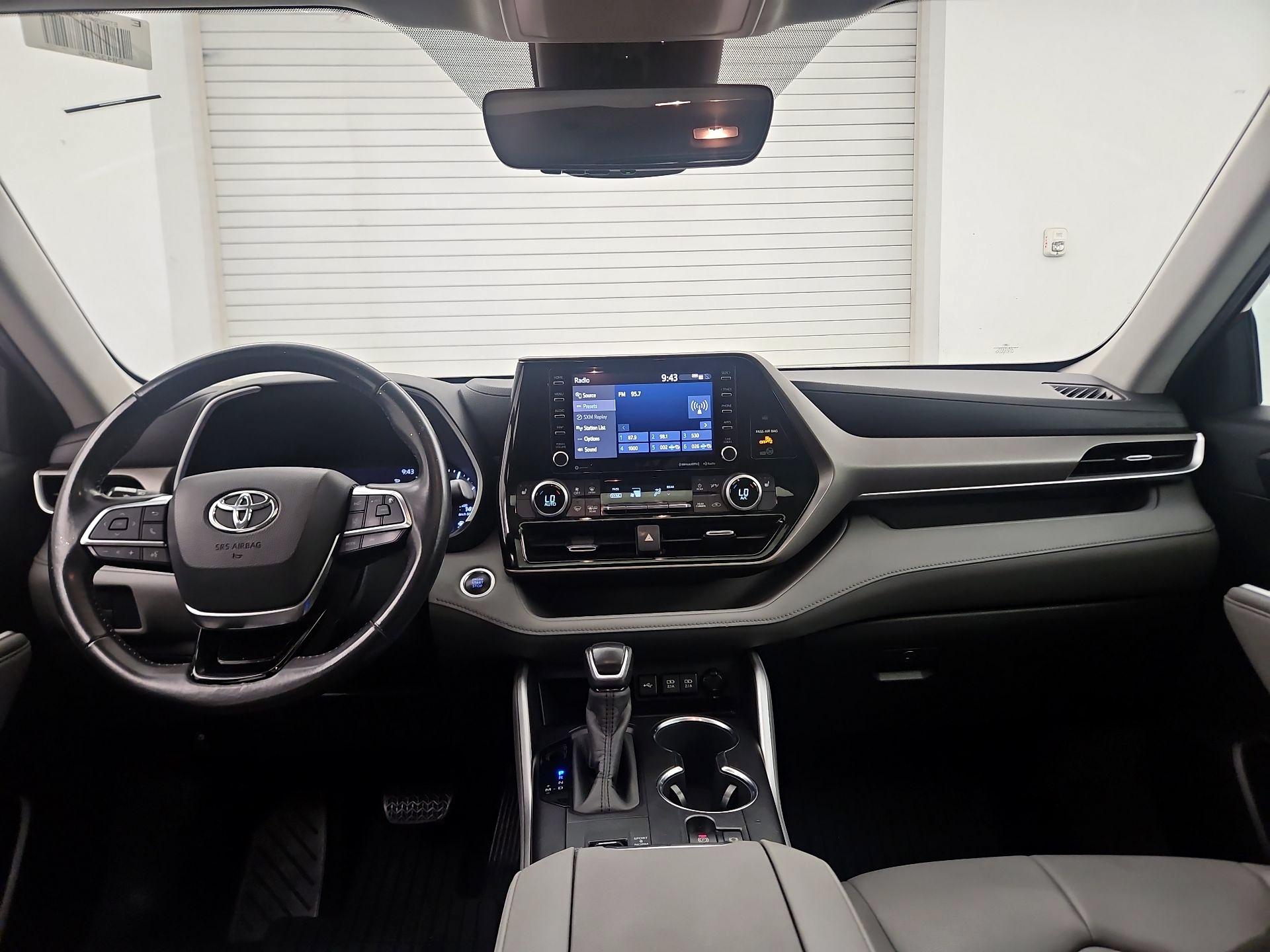 Thumbnail: 2020 Toyota Highlander - 9