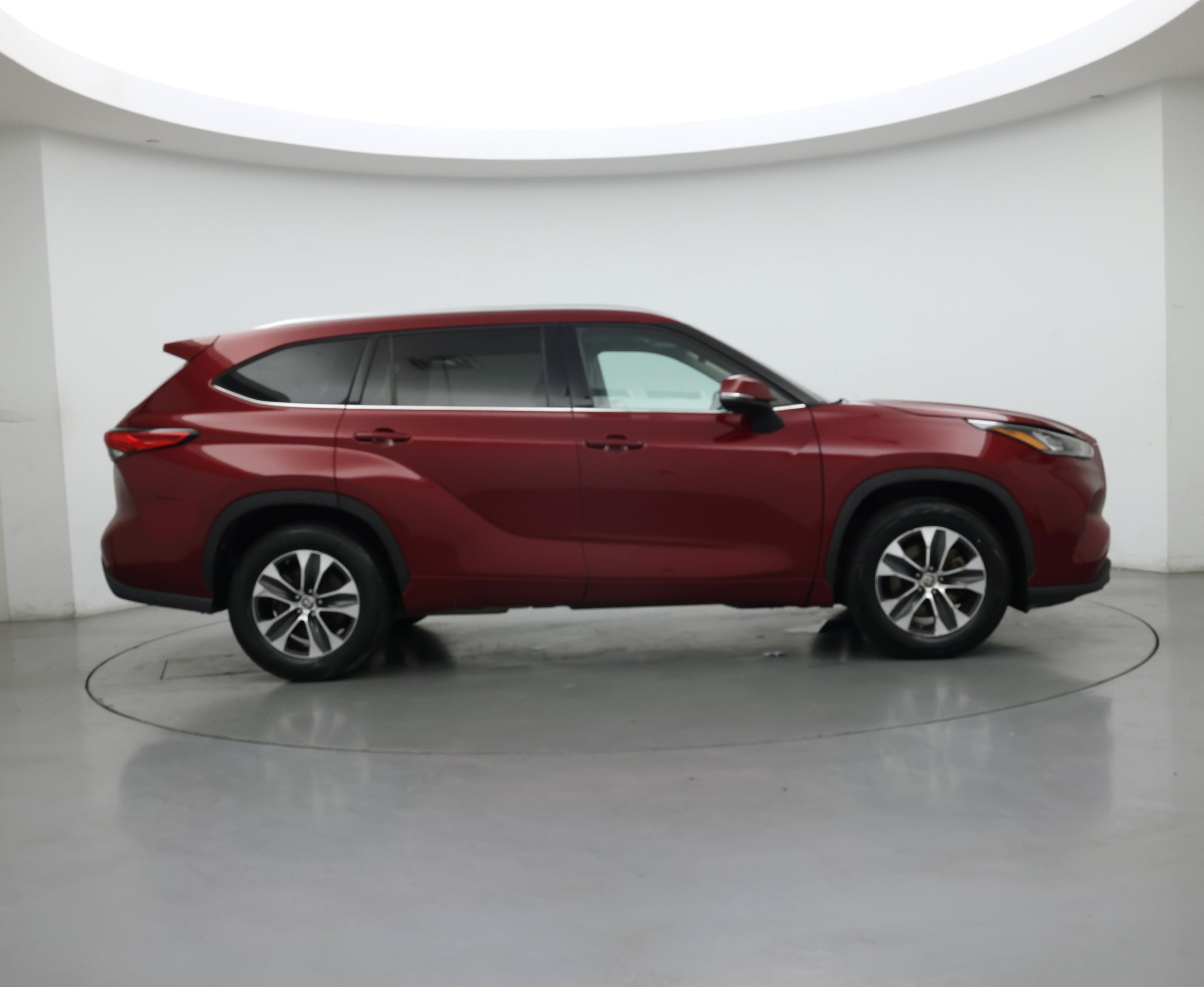 Thumbnail: 2020 Toyota Highlander - 7