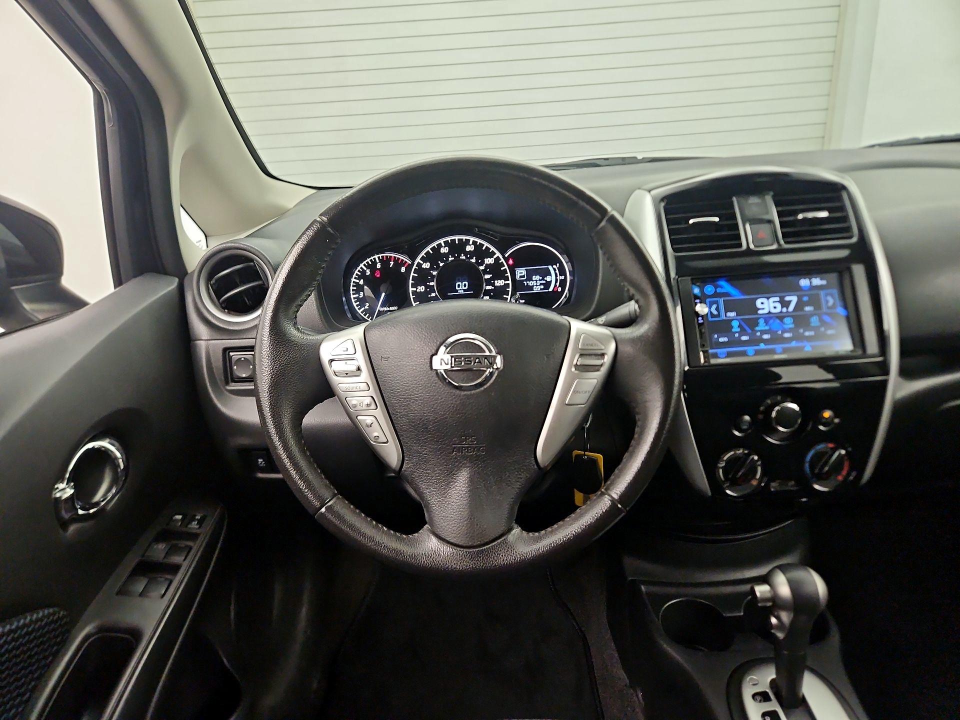 Thumbnail: 2015 Nissan Versa Note - 10