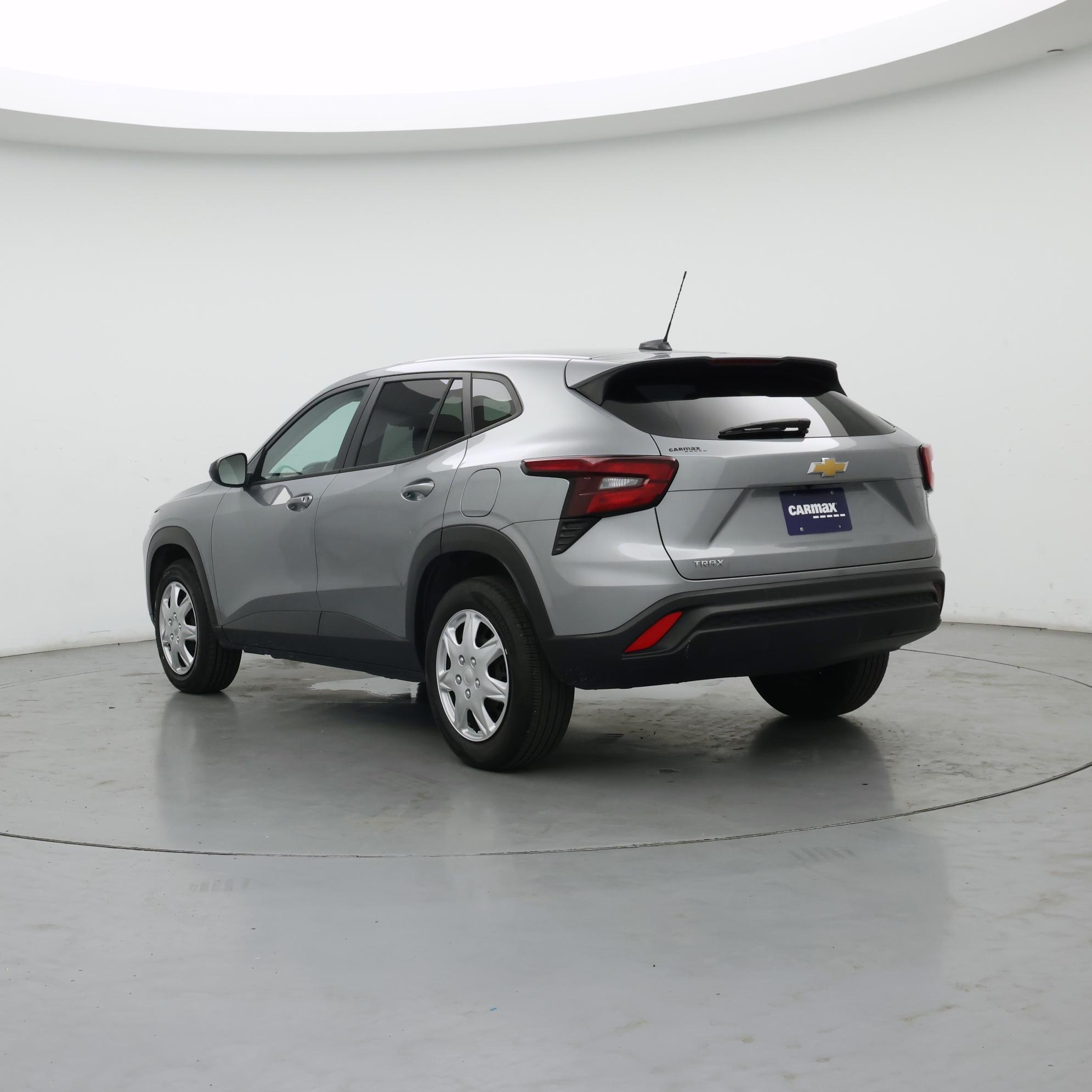 Thumbnail: 2024 Chevrolet Trax - 2