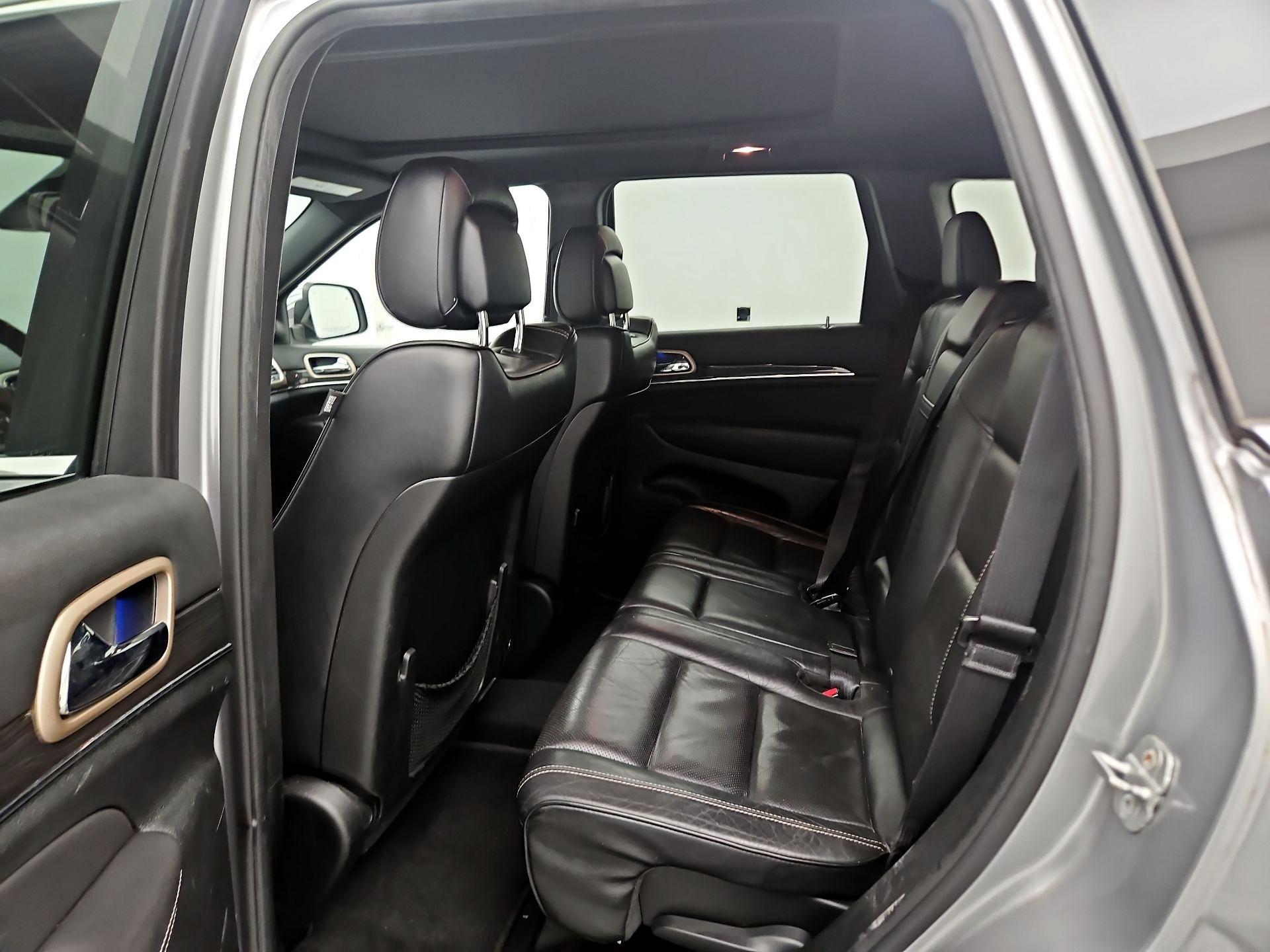 Thumbnail: 2014 Jeep Grand Cherokee - 19