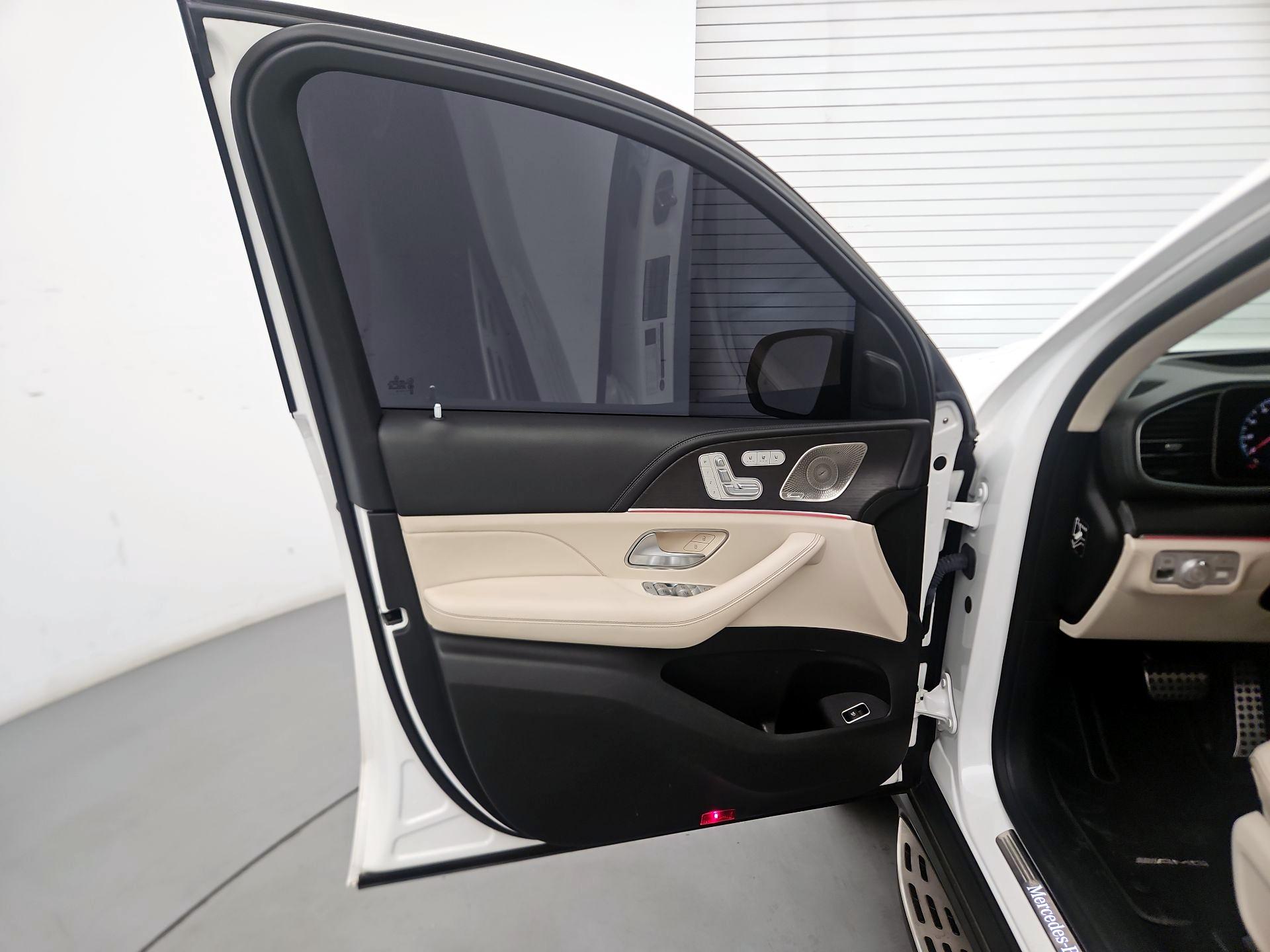 Thumbnail: 2021 Mercedes-Benz GLS - 12