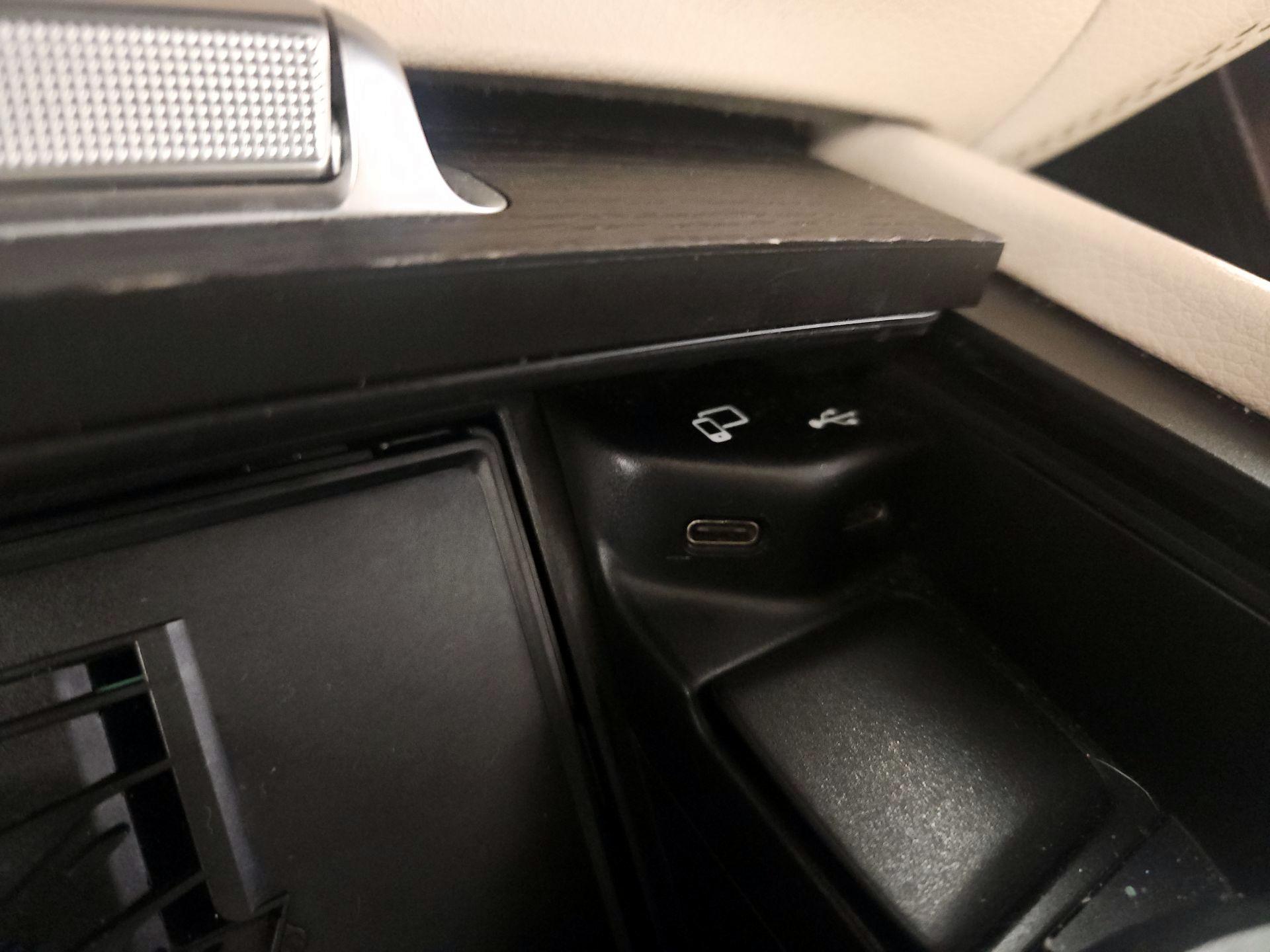 Thumbnail: 2021 Mercedes-Benz GLS - 17