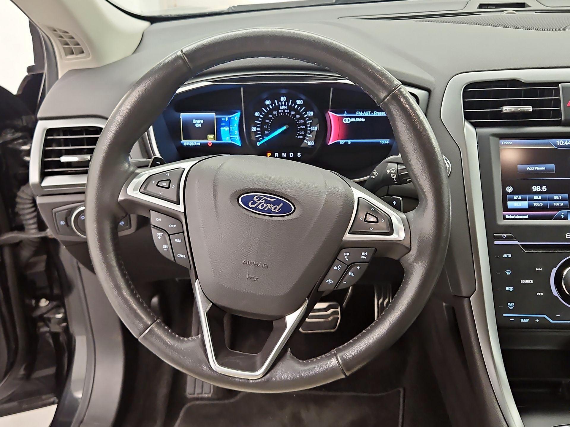 Thumbnail: 2014 Ford Fusion - 10