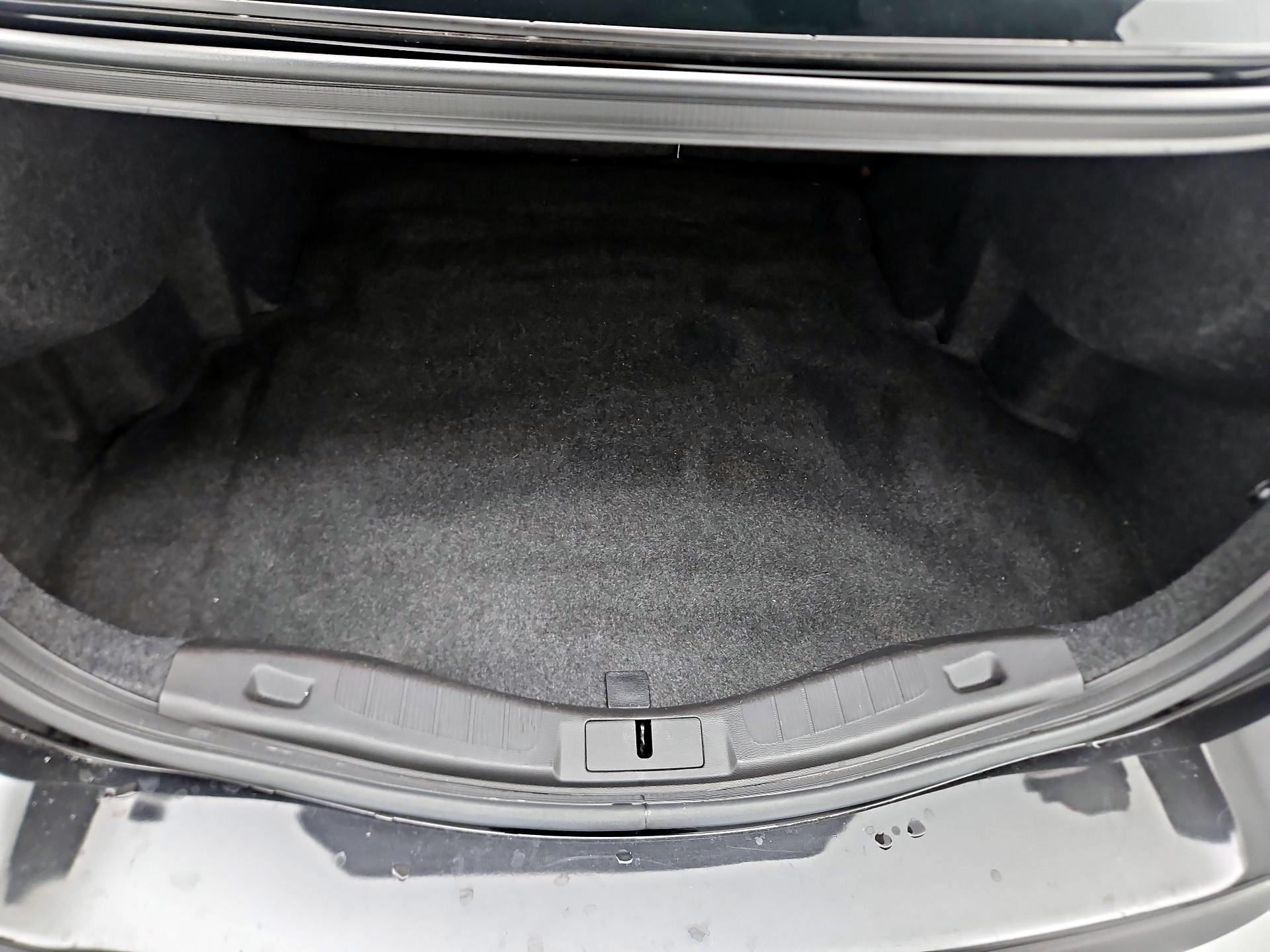 Thumbnail: 2014 Ford Fusion - 19