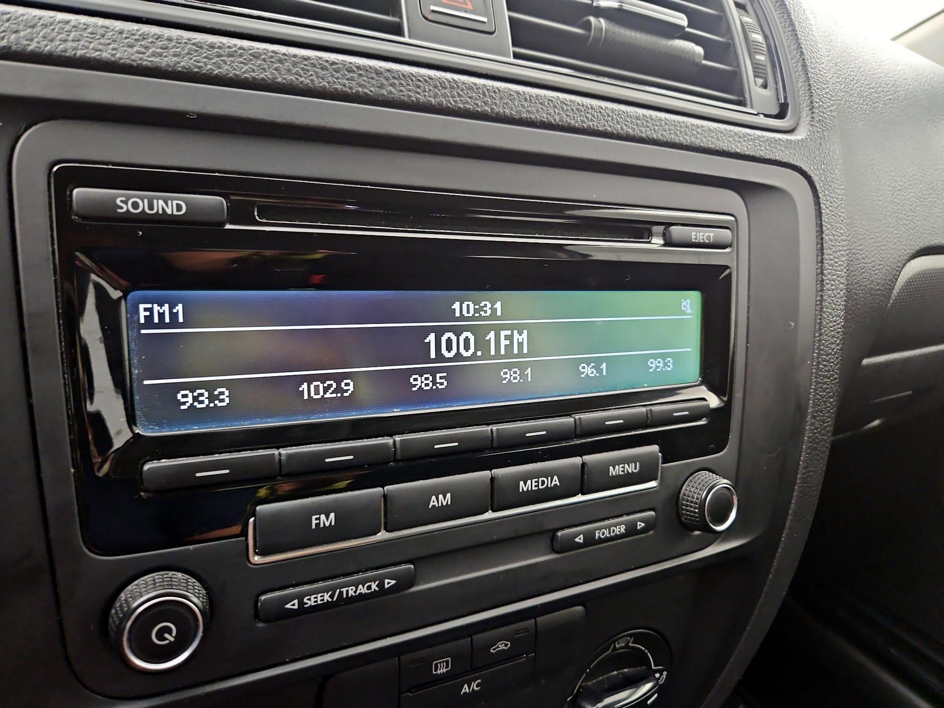 Thumbnail: 2015 Volkswagen Jetta - 14