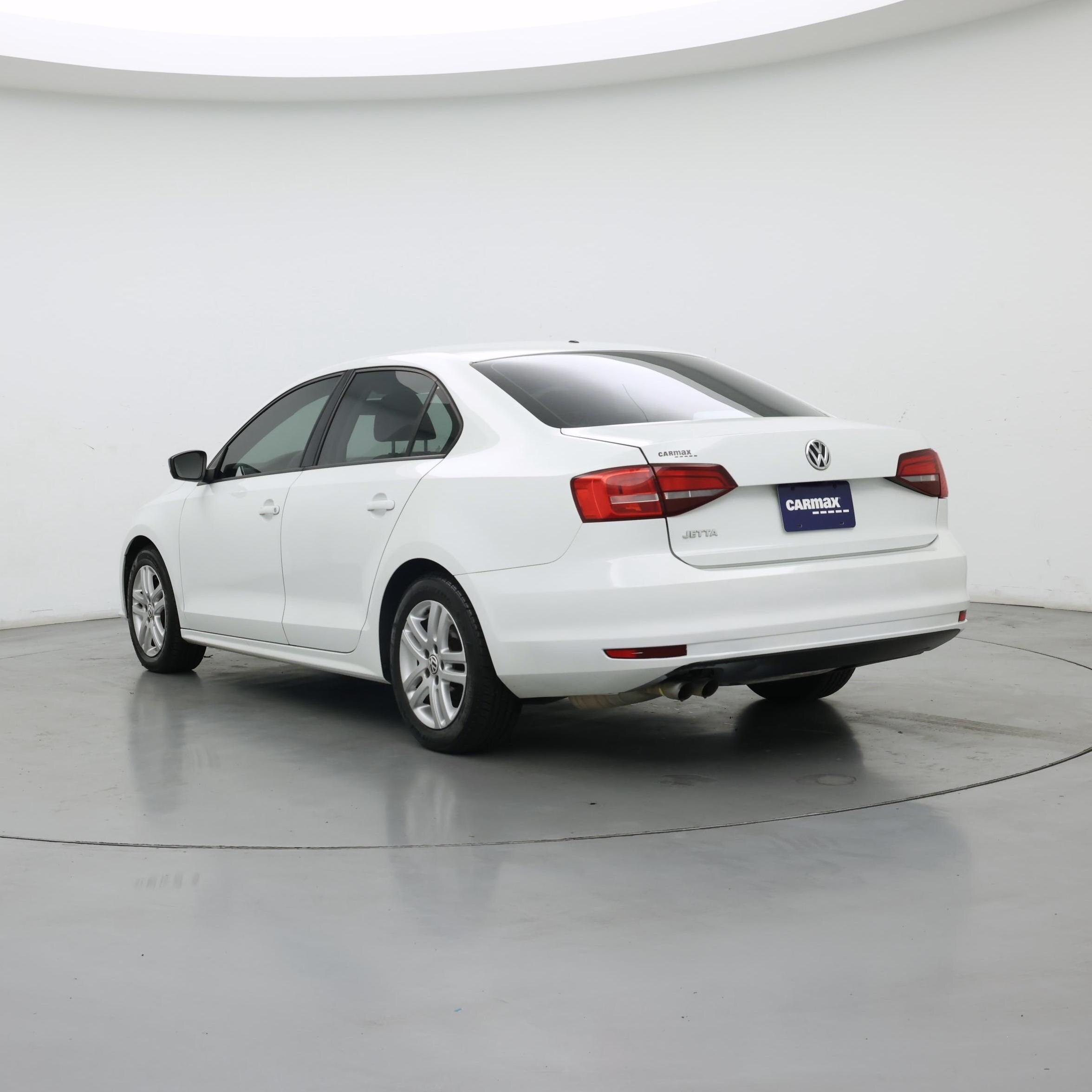 Thumbnail: 2015 Volkswagen Jetta - 2