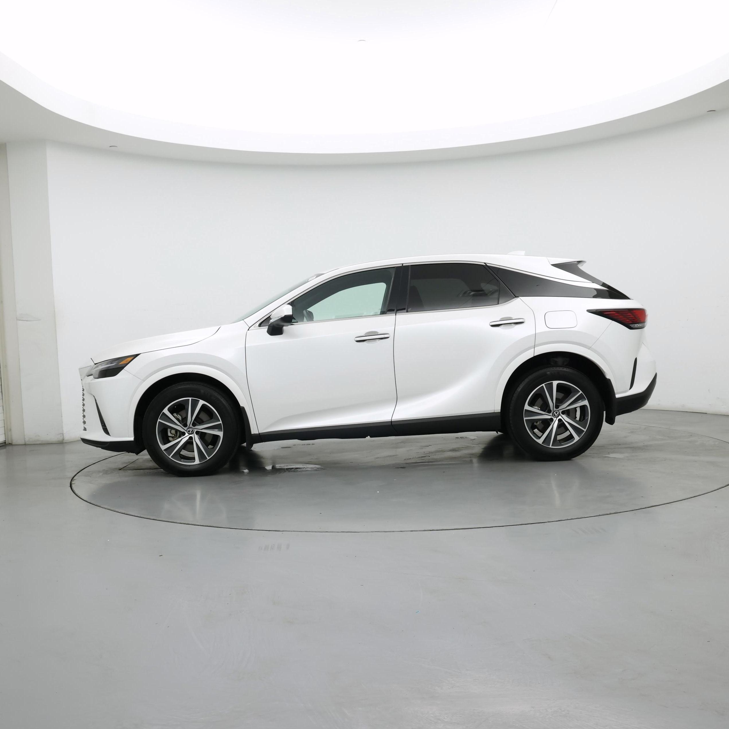 Thumbnail: 2024 Lexus RX - 3