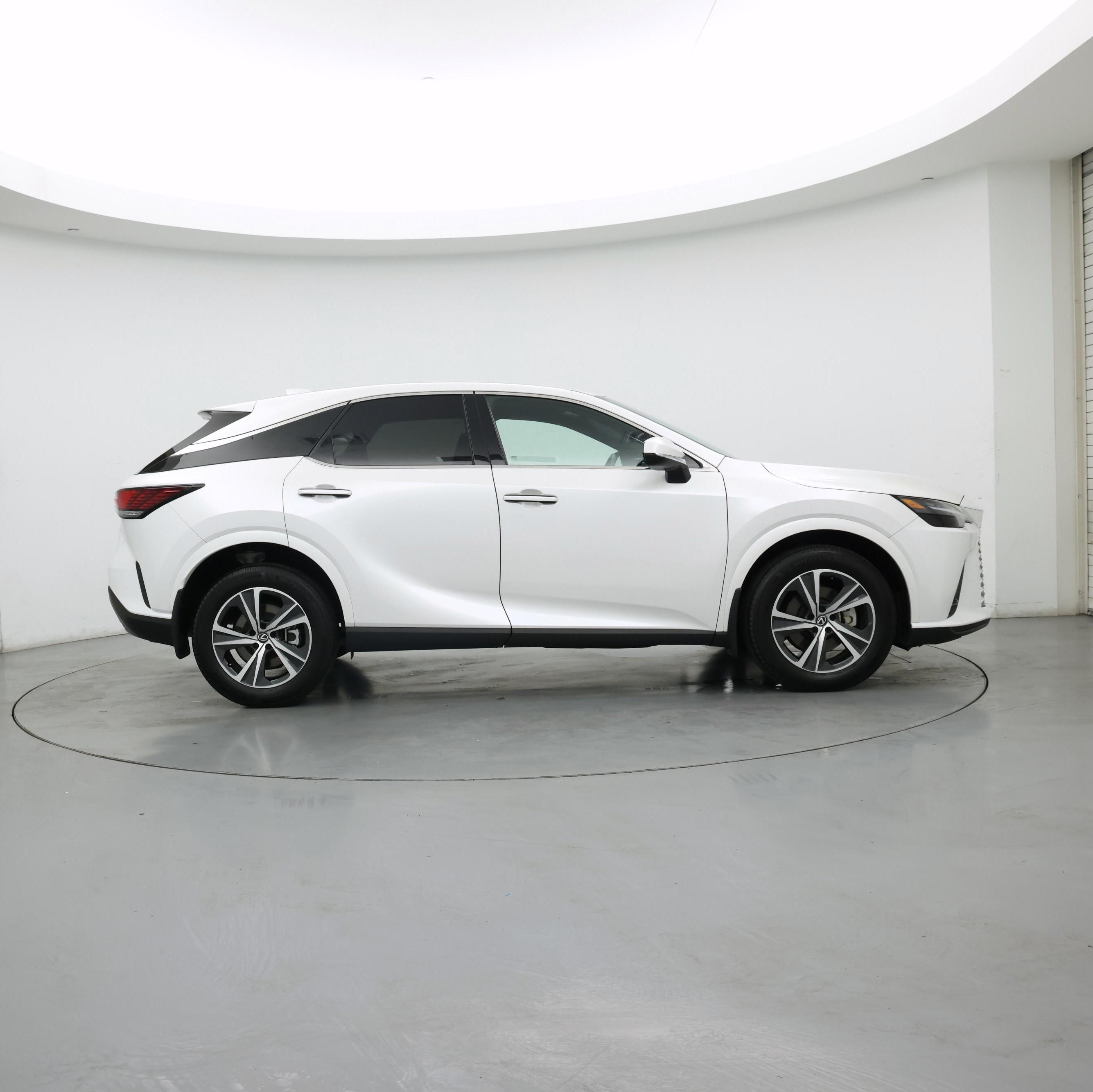 Thumbnail: 2024 Lexus RX - 7