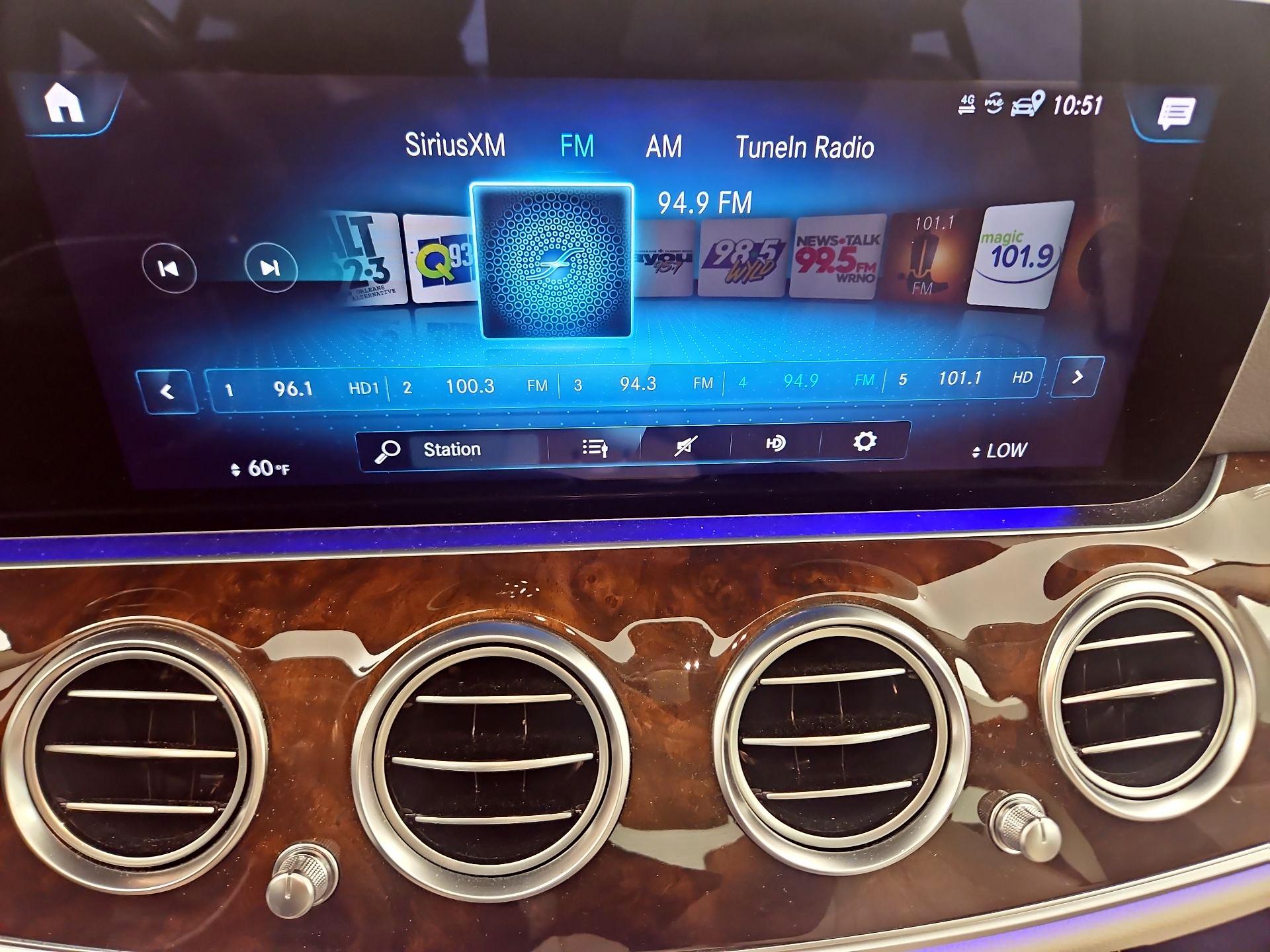 Thumbnail: 2022 Mercedes-Benz E-Class - 16