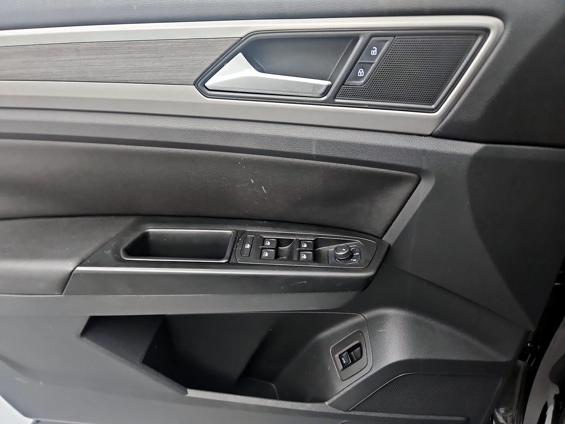 Thumbnail: 2021 Volkswagen Atlas - 12