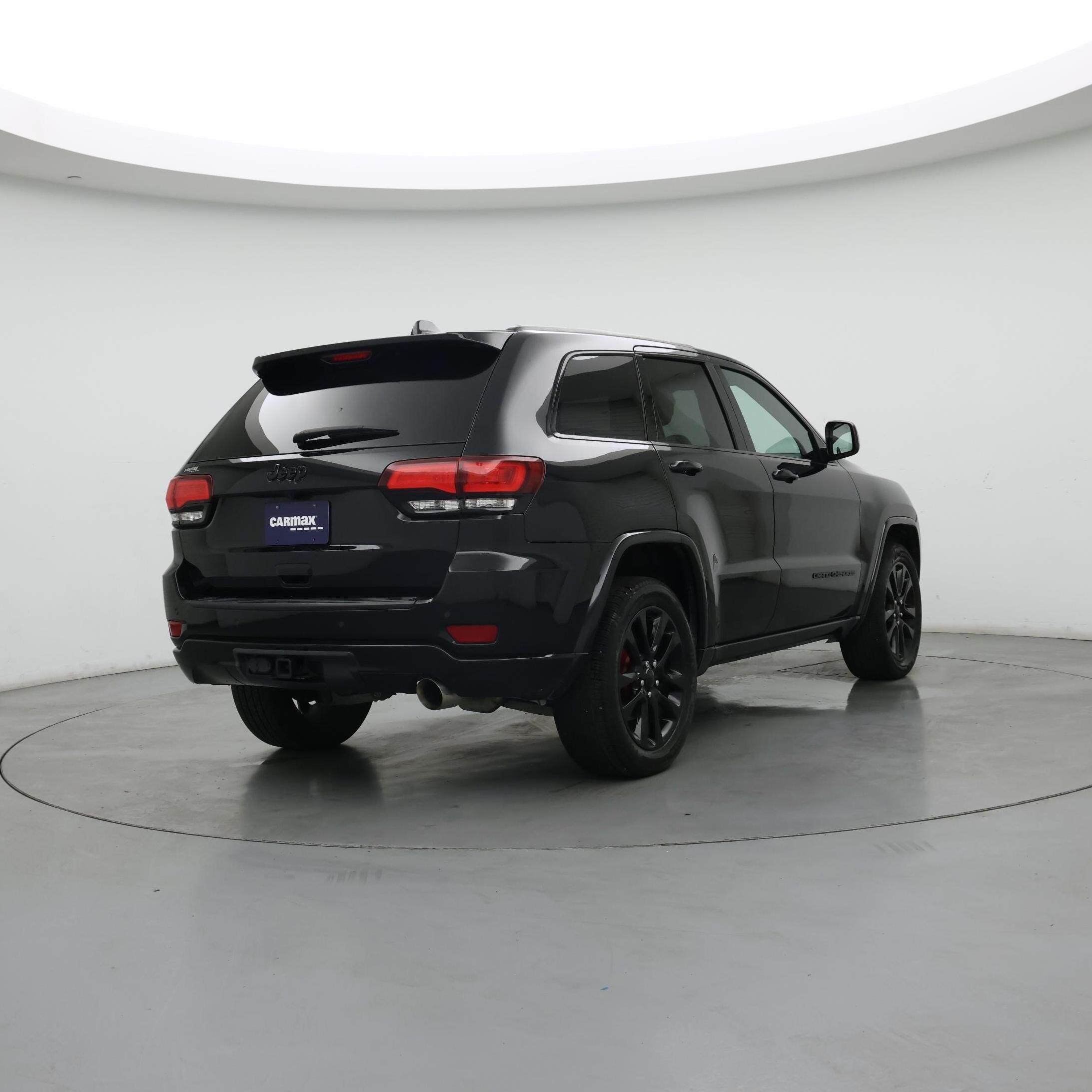 Thumbnail: 2020 Jeep Grand Cherokee - 8