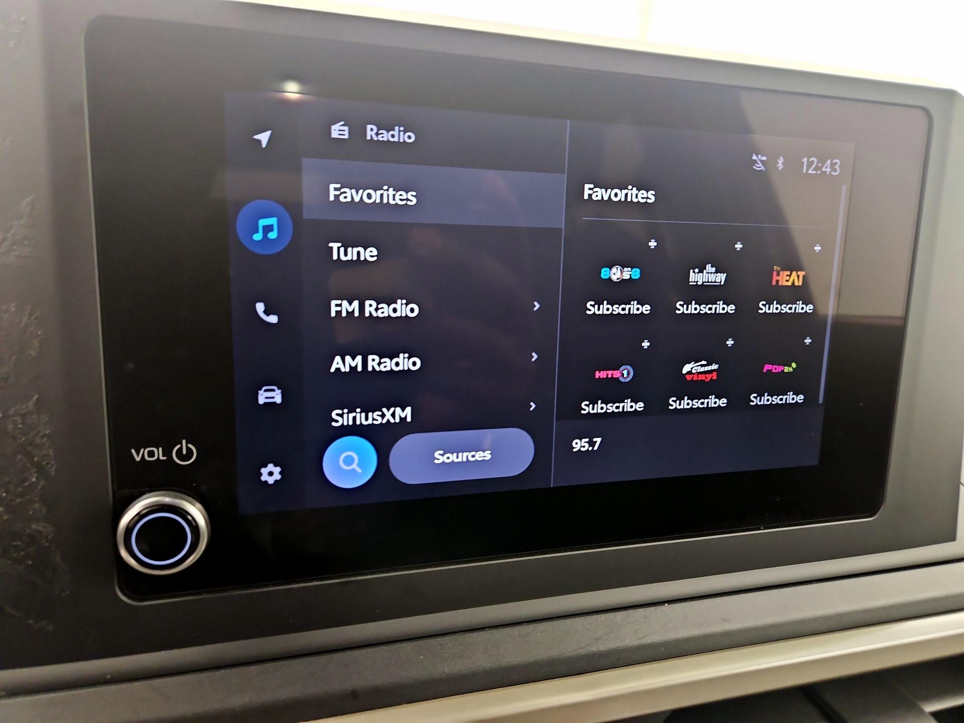 Thumbnail: 2025 Toyota Tacoma - 15