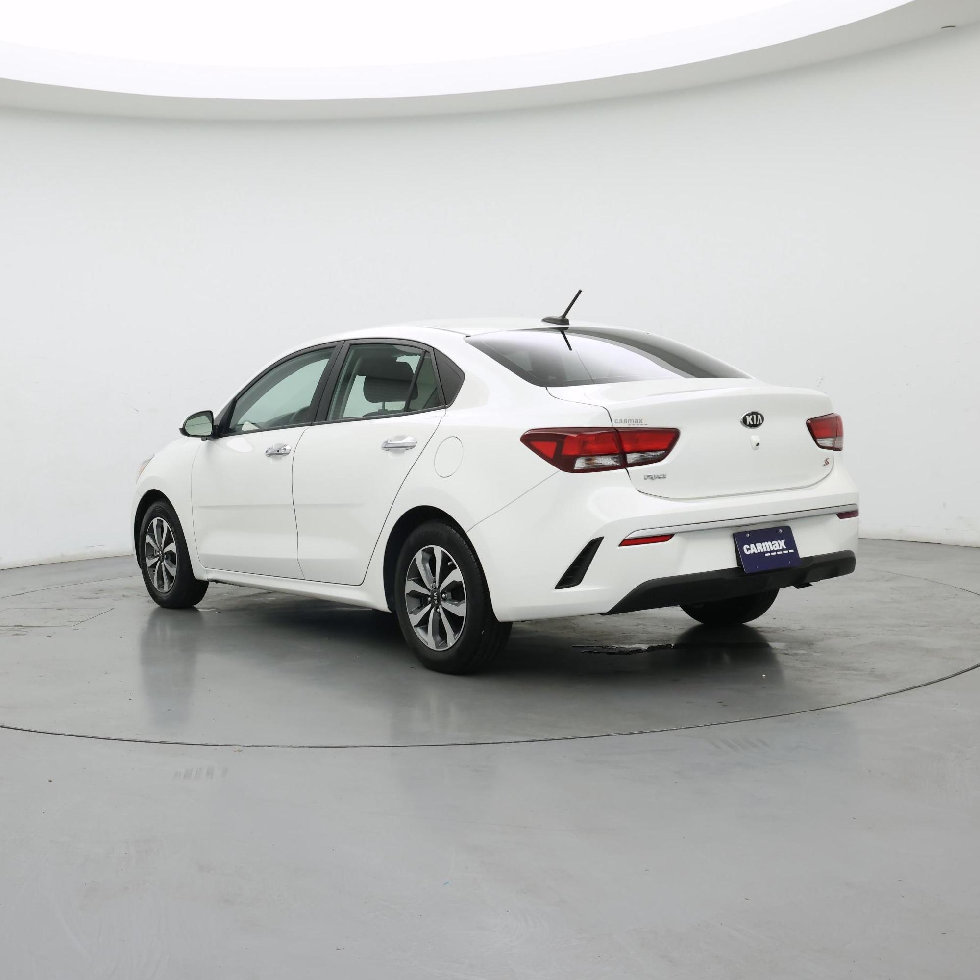 Thumbnail: 2021 Kia Rio - 2