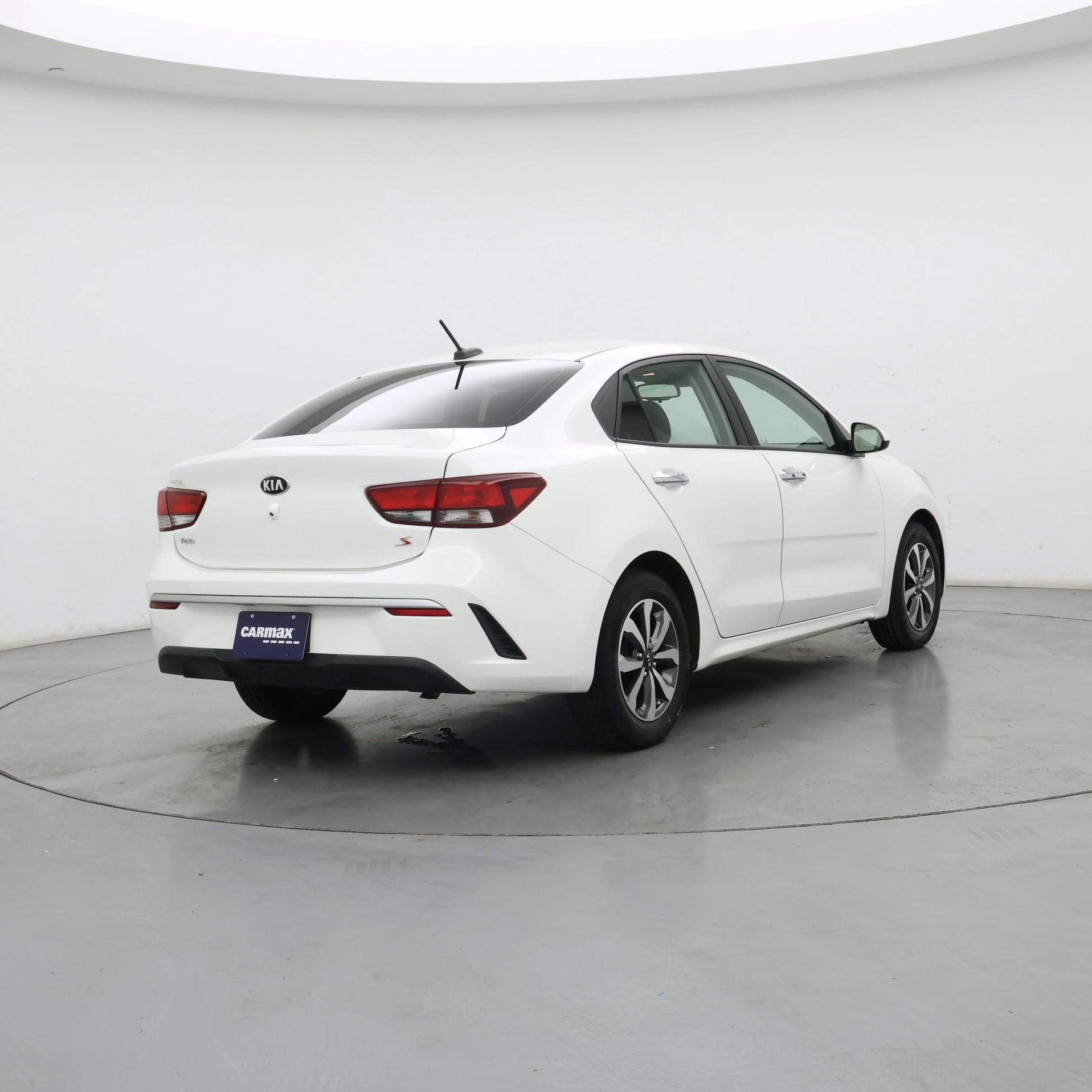 Thumbnail: 2021 Kia Rio - 8