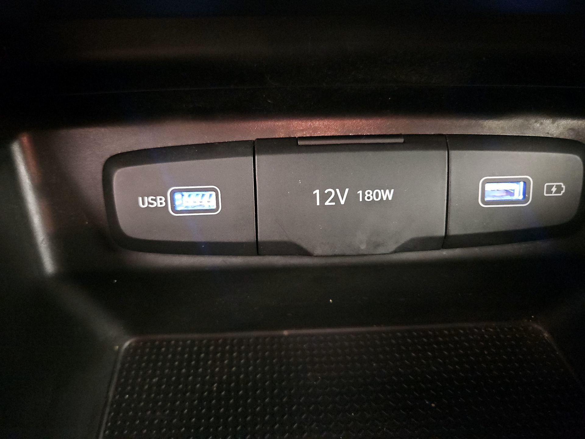 Thumbnail: 2022 Hyundai Santa Cruz - 17