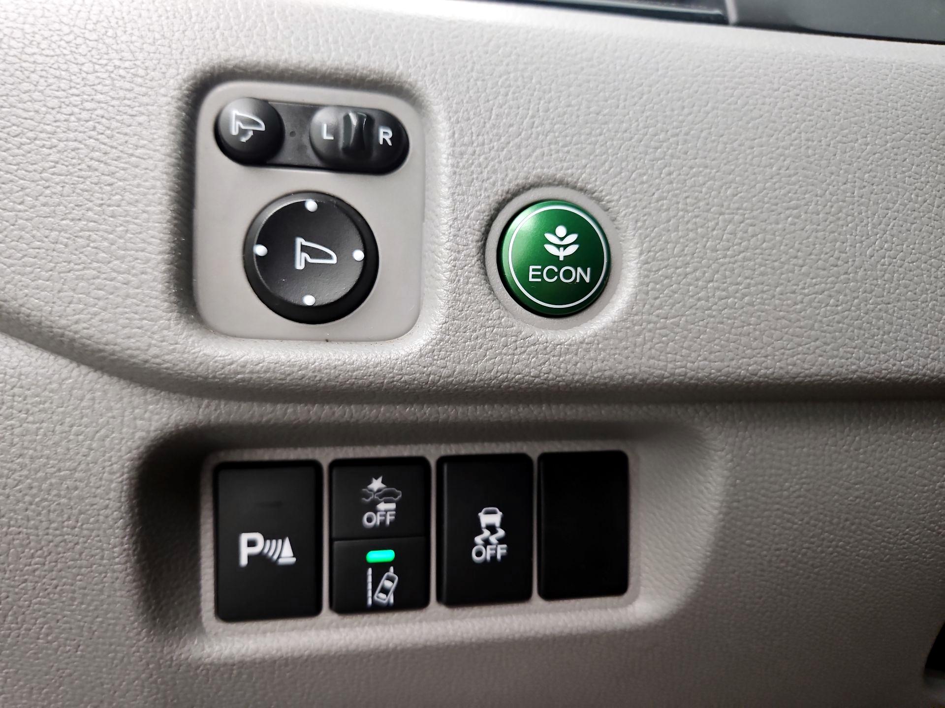 Thumbnail: 2020 Honda Pilot - 13