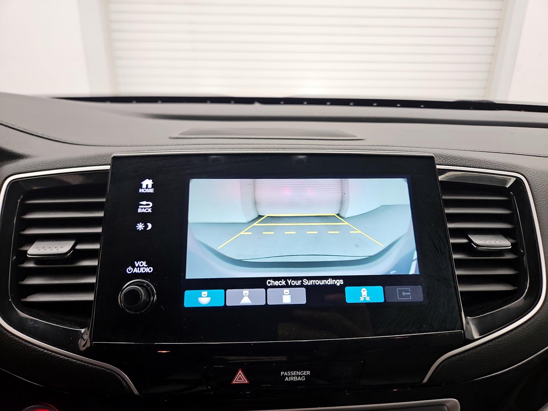 Thumbnail: 2020 Honda Pilot - 14