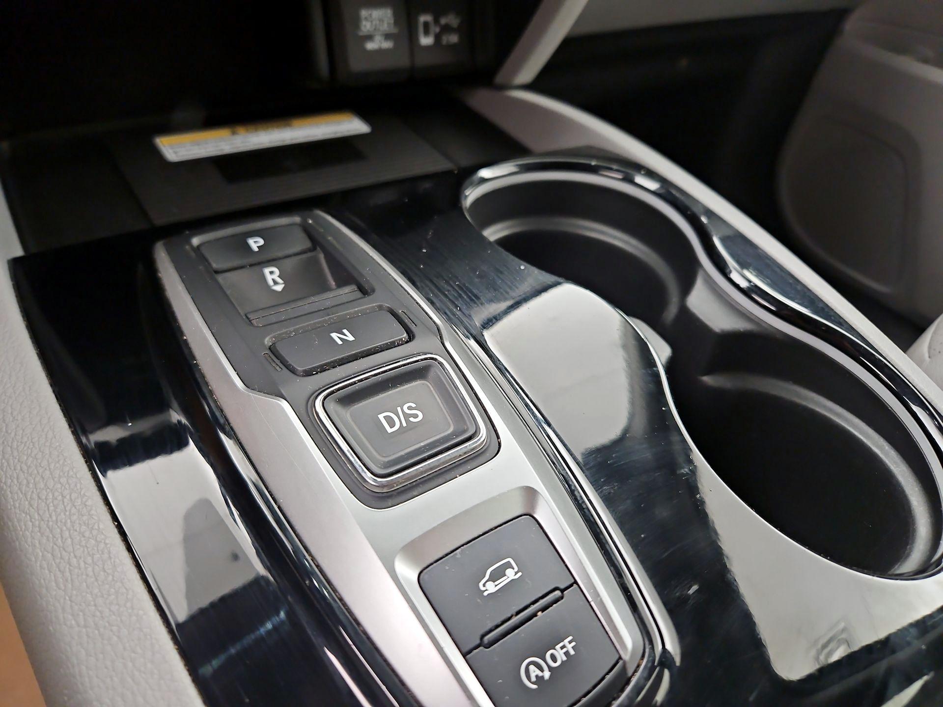 Thumbnail: 2020 Honda Pilot - 17