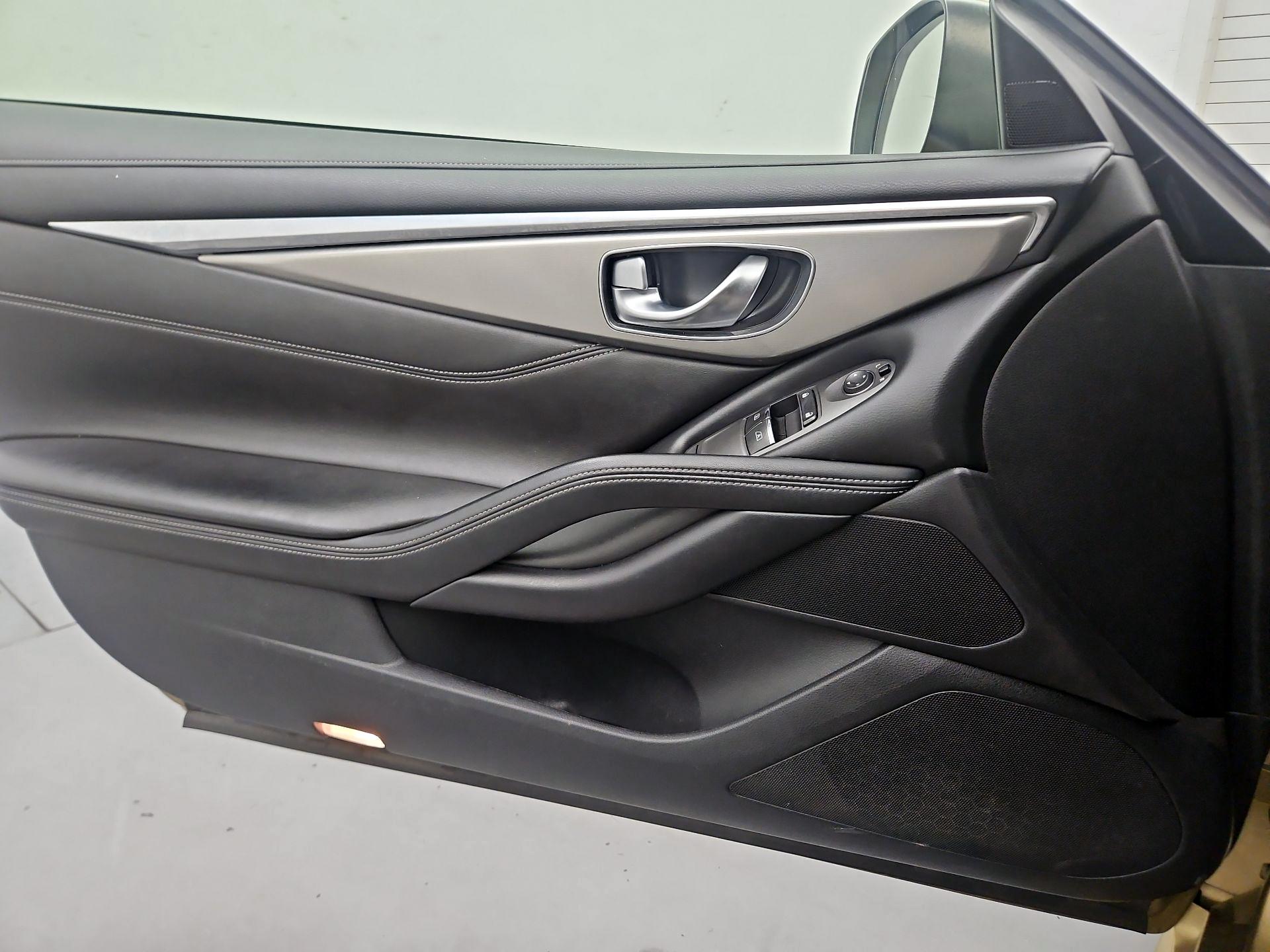 Thumbnail: 2018 INFINITI Q60 - 12