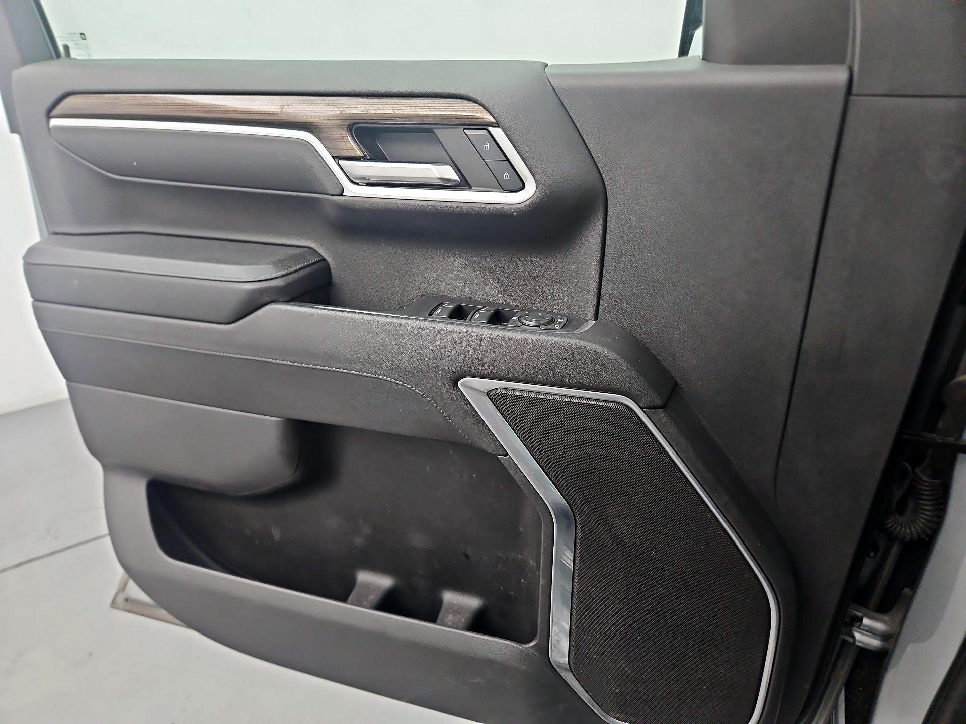 Thumbnail: 2023 Chevrolet Silverado 1500 - 12