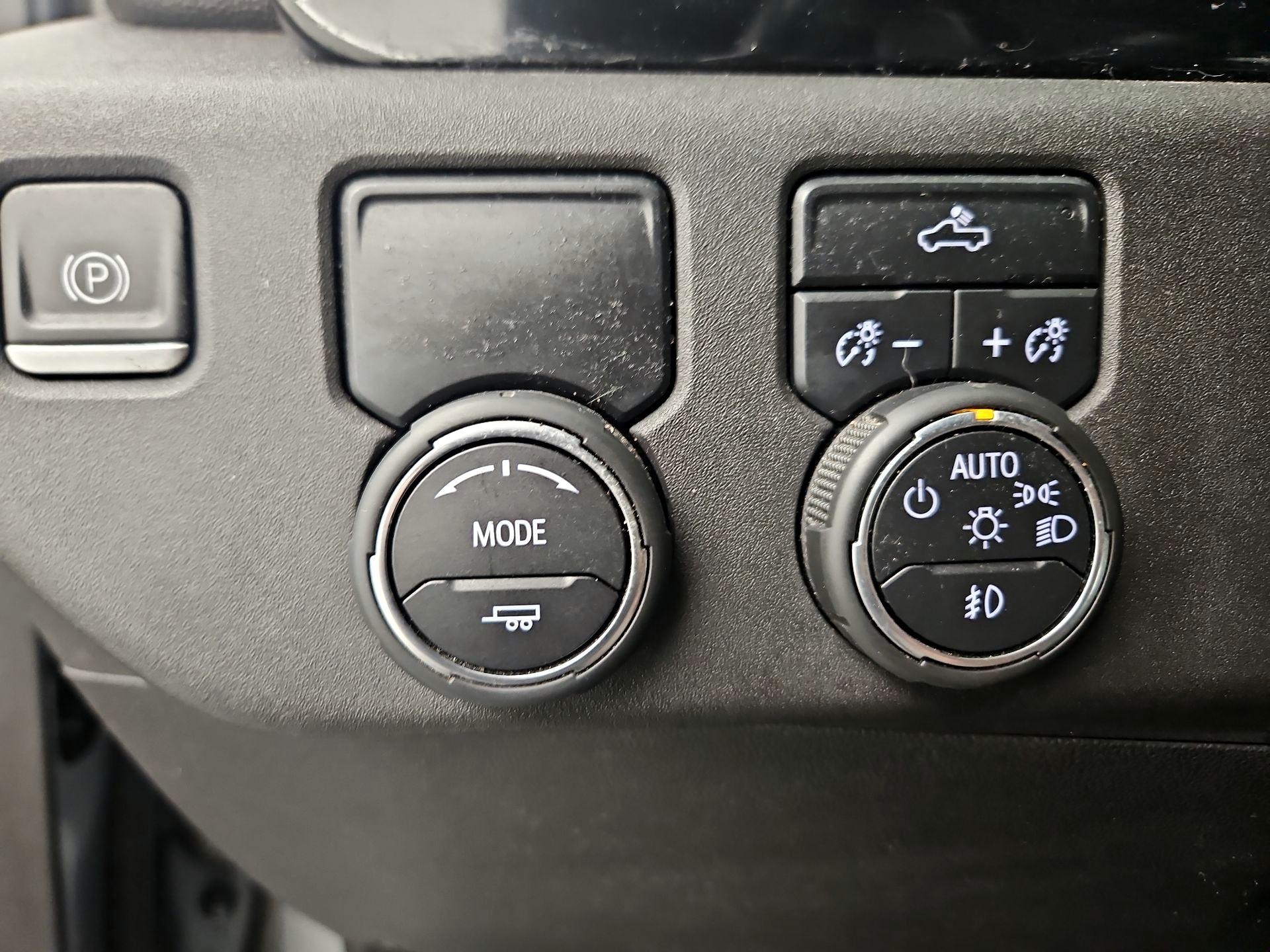 Thumbnail: 2023 Chevrolet Silverado 1500 - 13