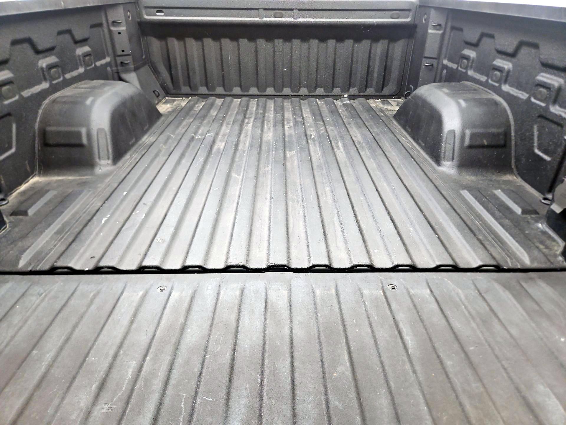 Thumbnail: 2023 Chevrolet Silverado 1500 - 20