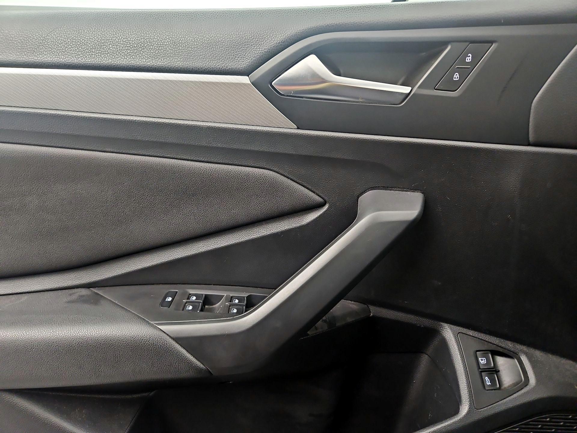 Thumbnail: 2021 Volkswagen Jetta - 12