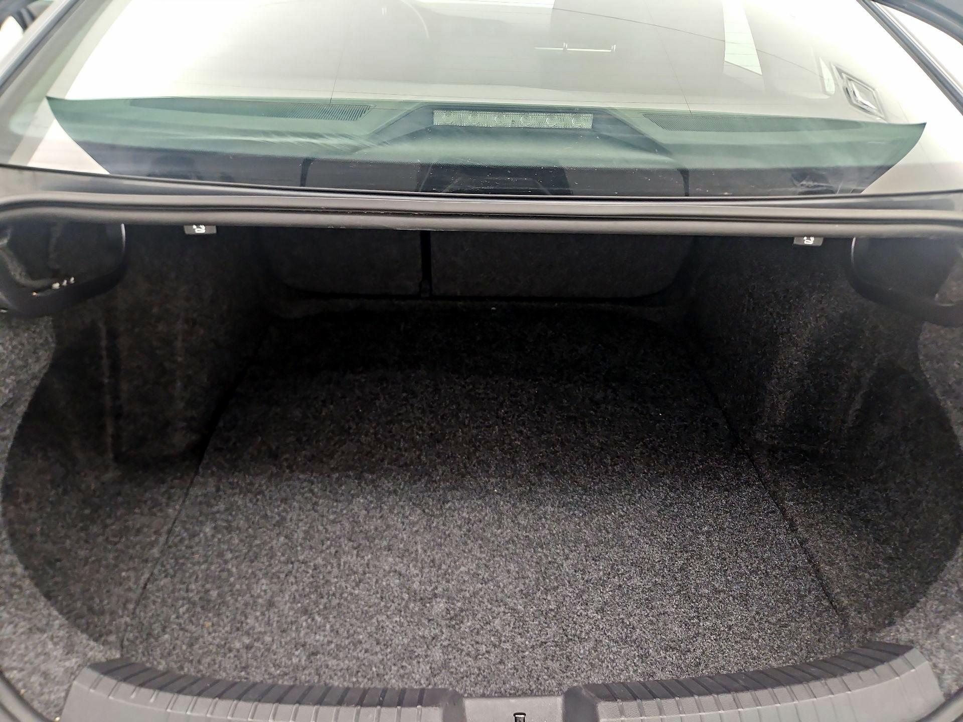 Thumbnail: 2021 Volkswagen Jetta - 19