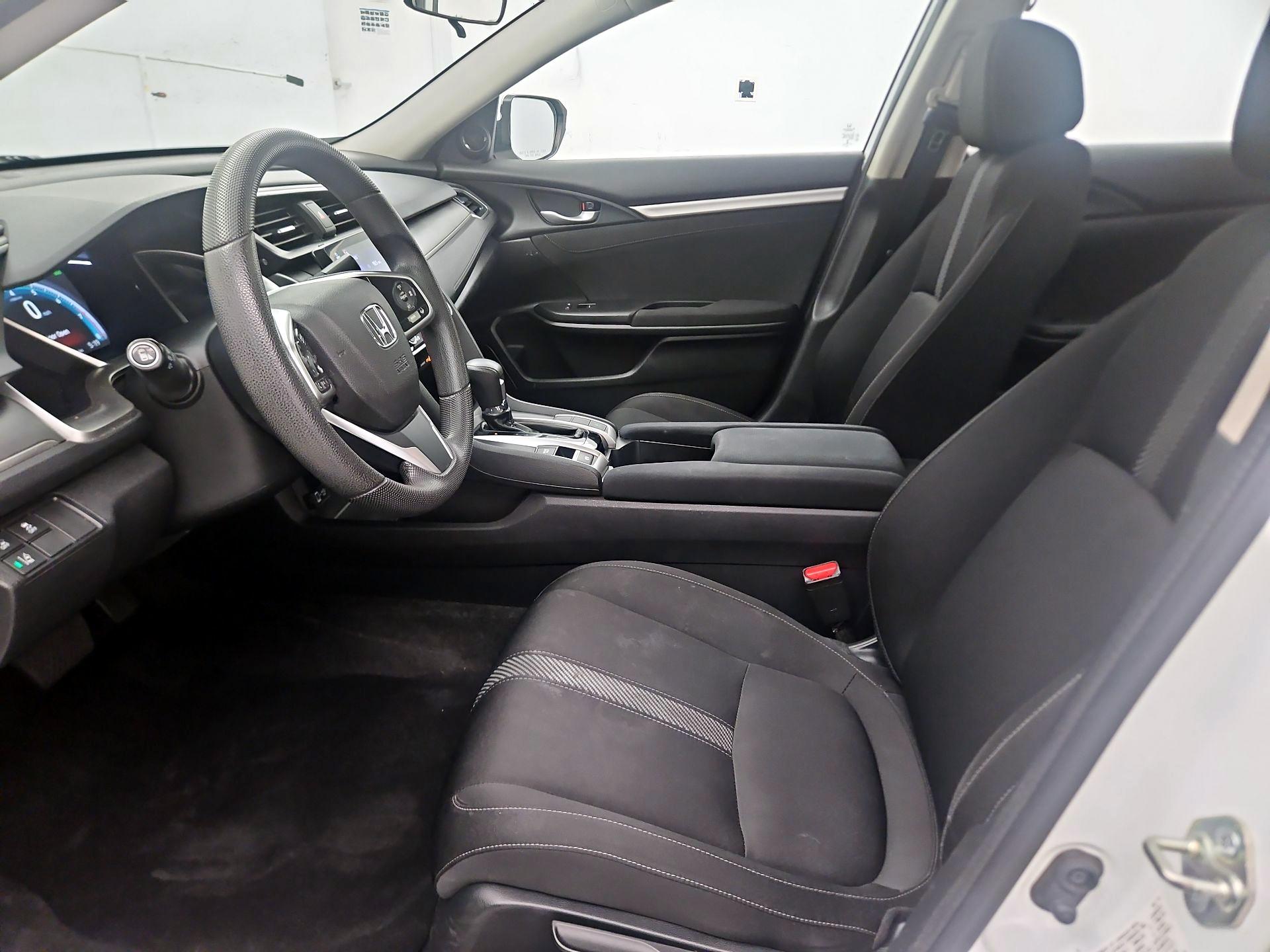 Thumbnail: 2016 Honda Civic - 9