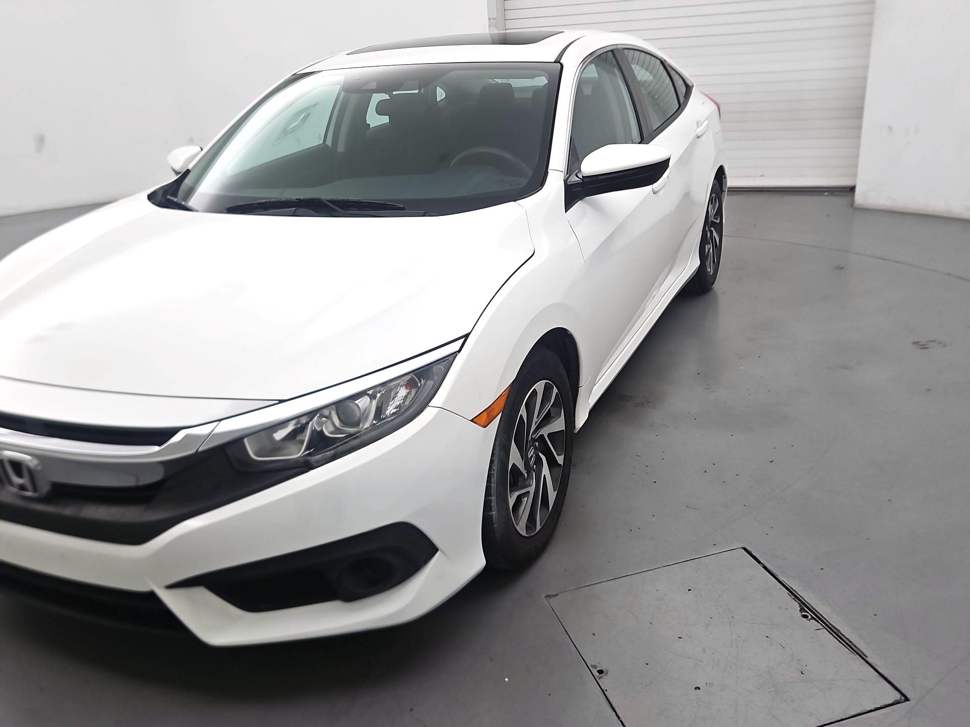 Thumbnail: 2016 Honda Civic - 3