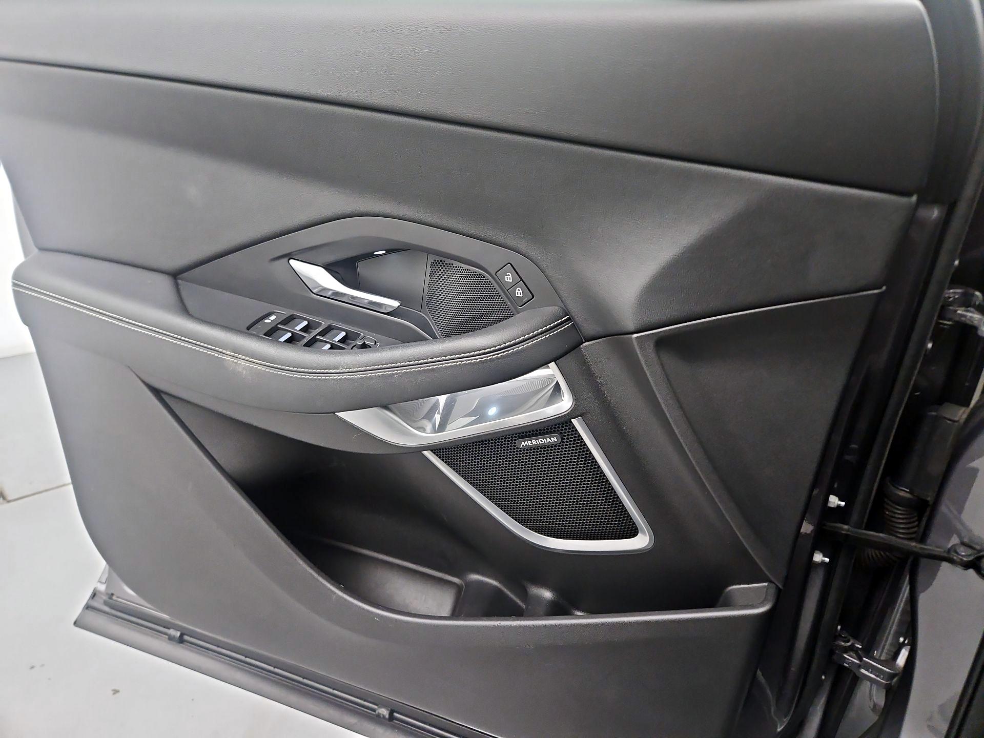 Thumbnail: 2021 Jaguar E-Pace - 12