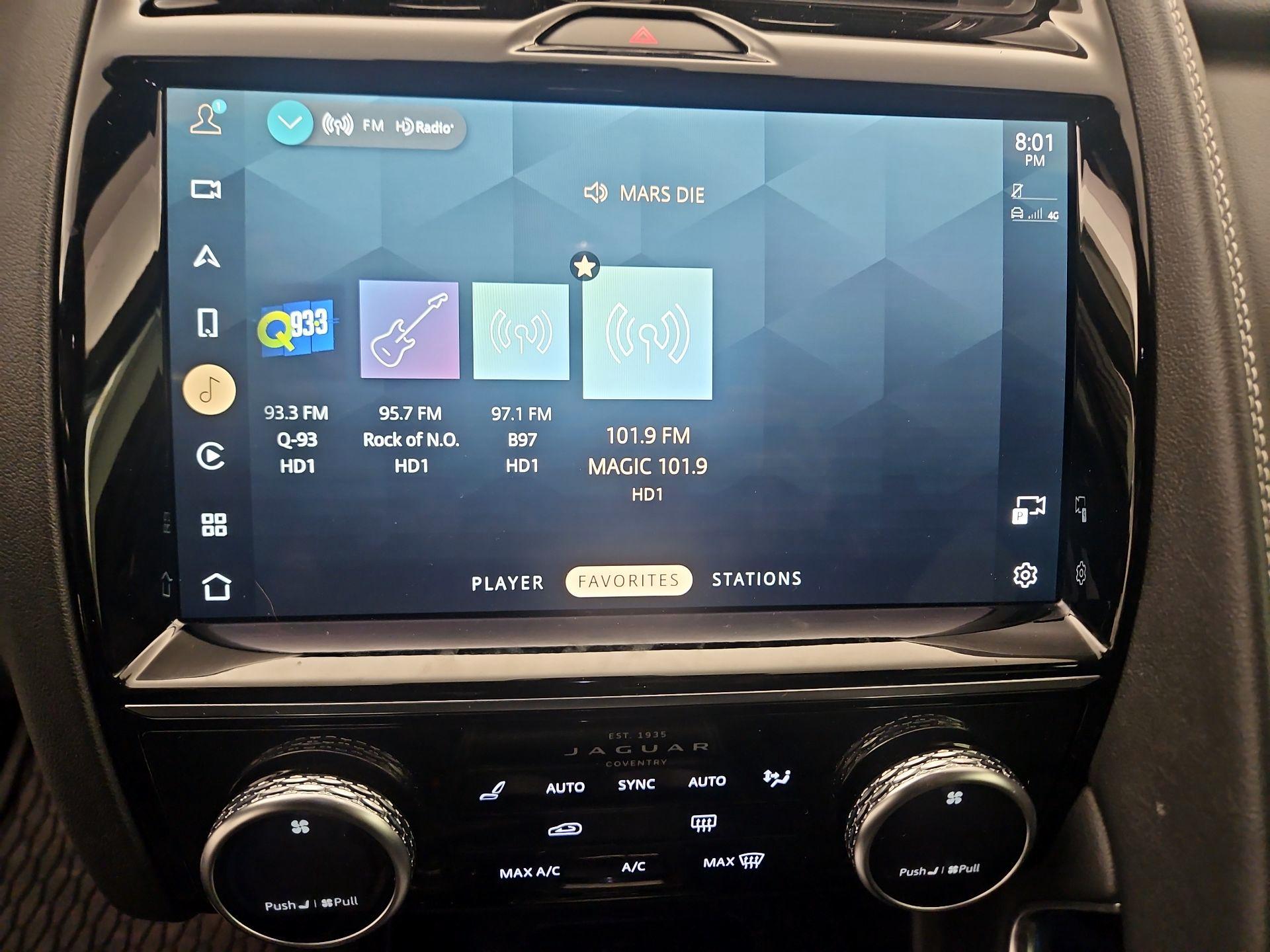 Thumbnail: 2021 Jaguar E-Pace - 15