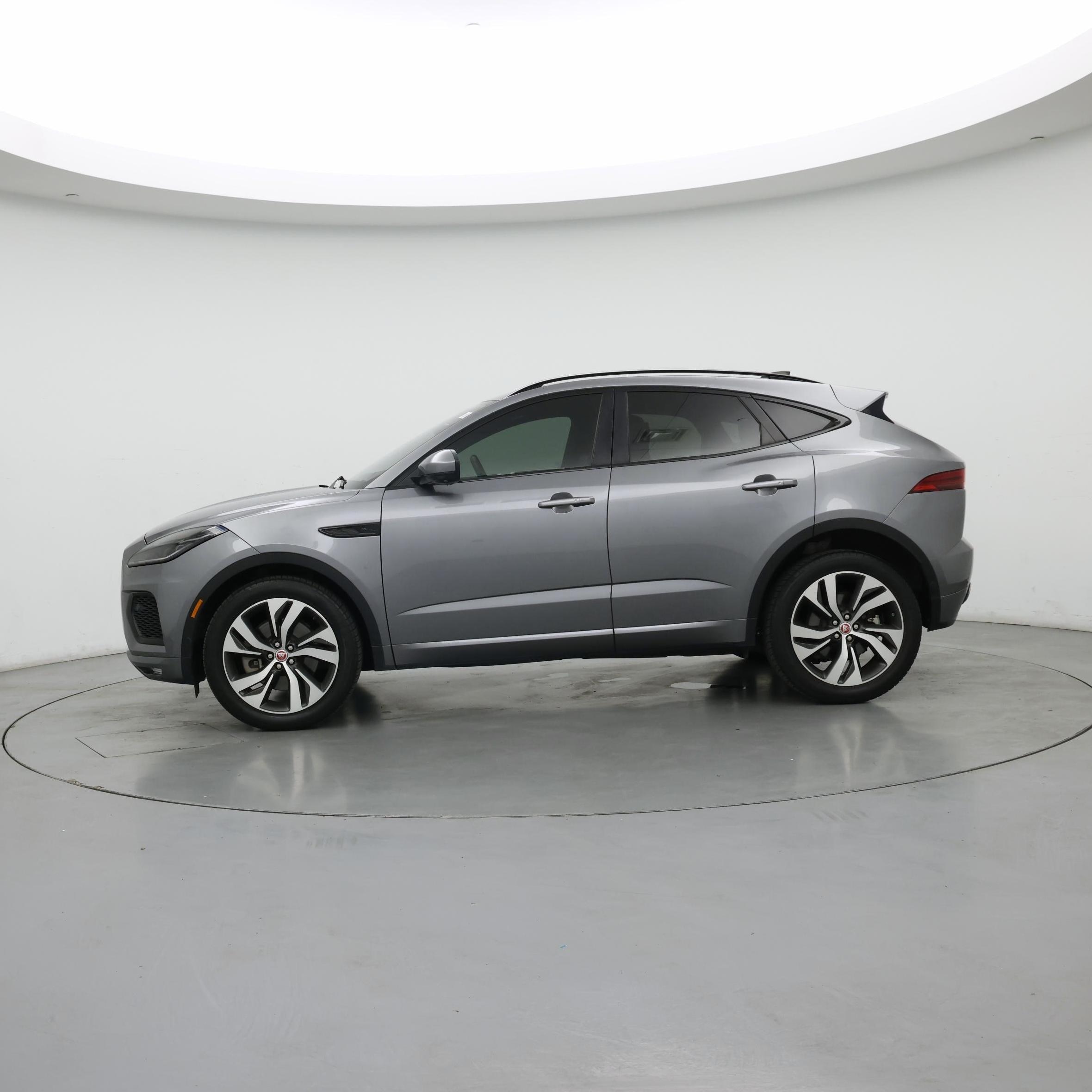 Thumbnail: 2021 Jaguar E-Pace - 3