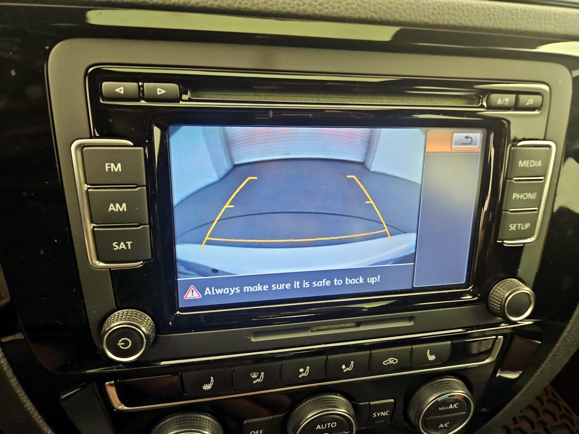 Thumbnail: 2015 Volkswagen Jetta - 15