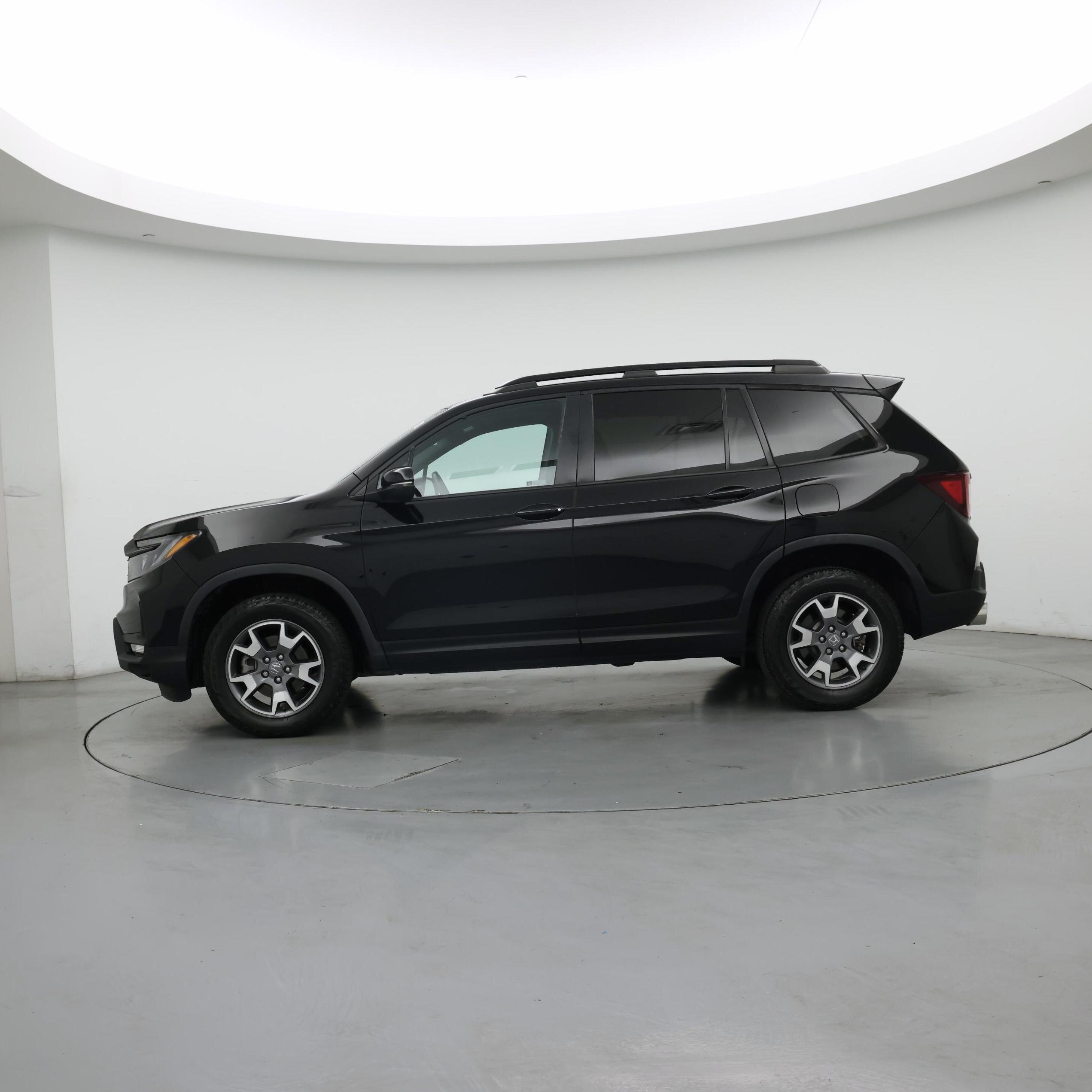 Thumbnail: 2022 Honda Passport - 3