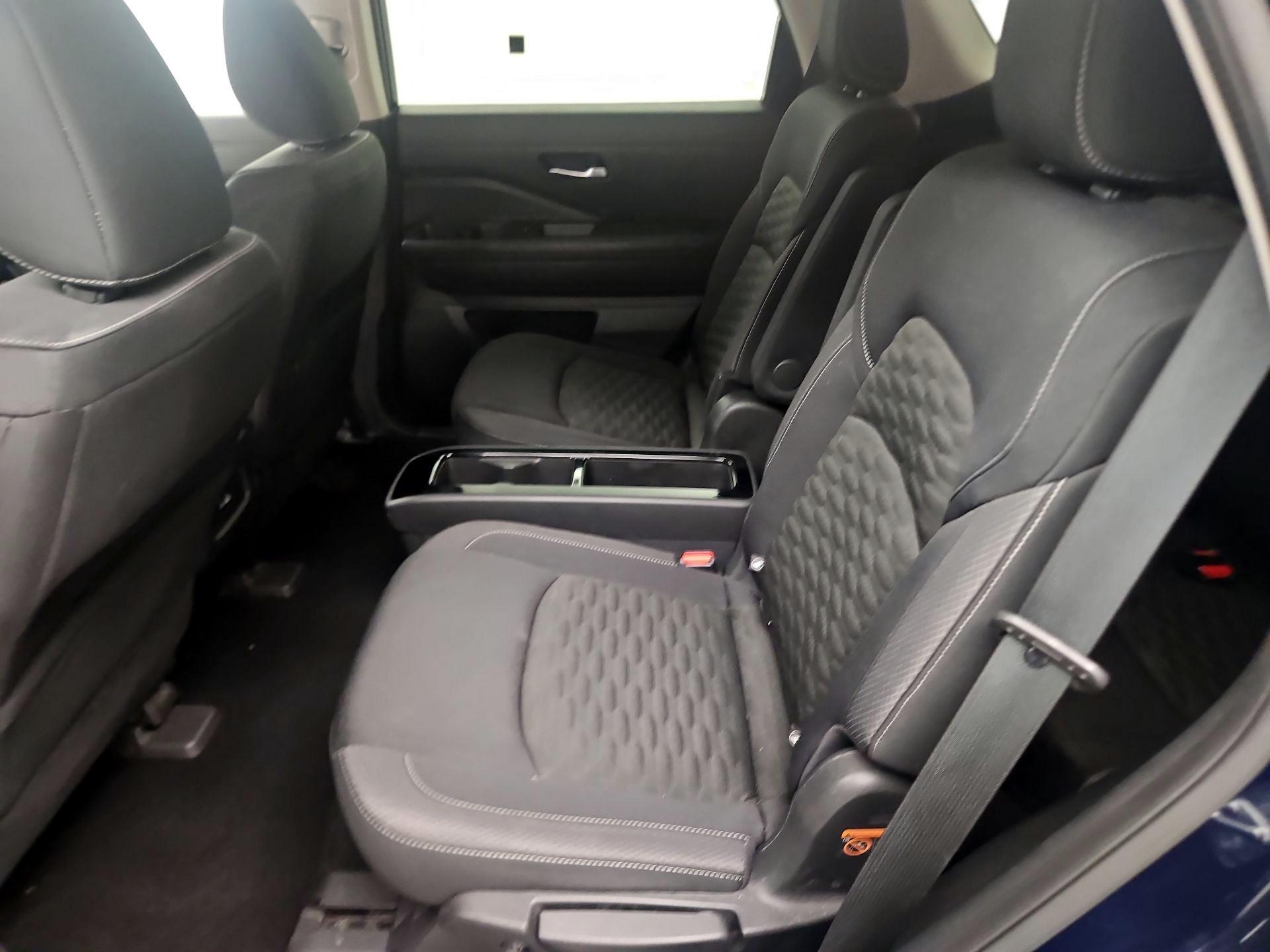 Thumbnail: 2022 Nissan Pathfinder - 20