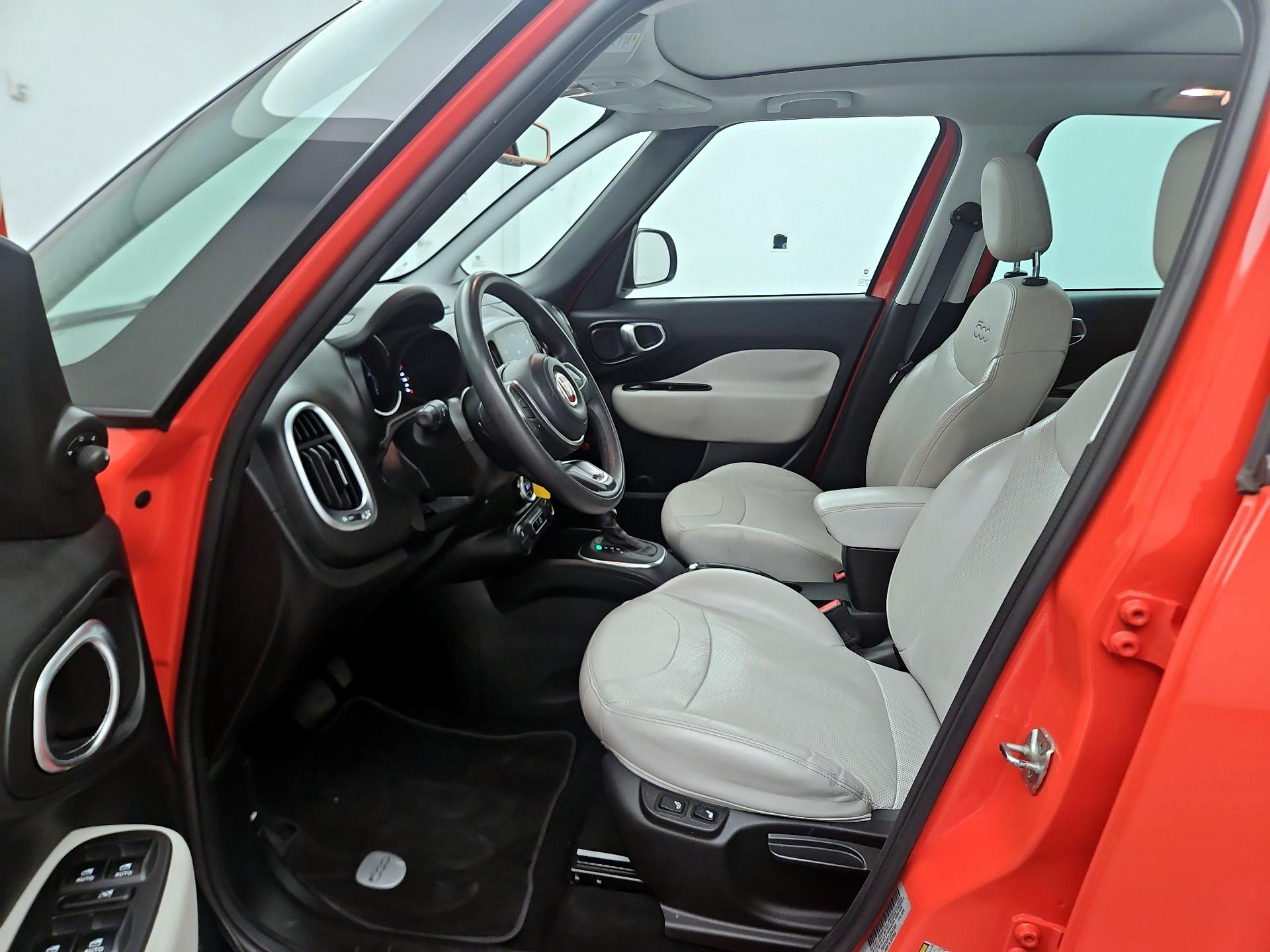 Thumbnail: 2018 Fiat 500L - 11