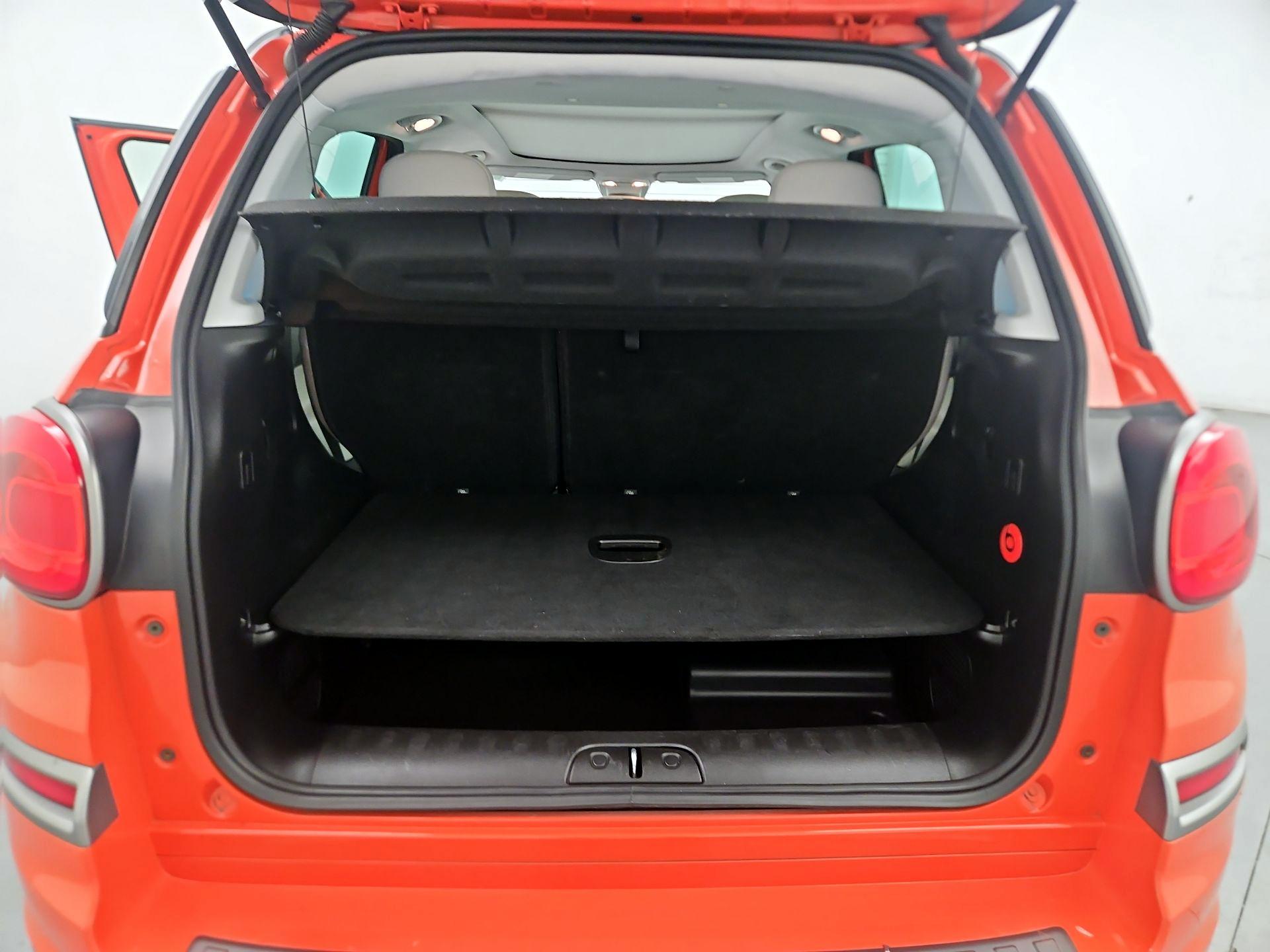 Thumbnail: 2018 Fiat 500L - 19