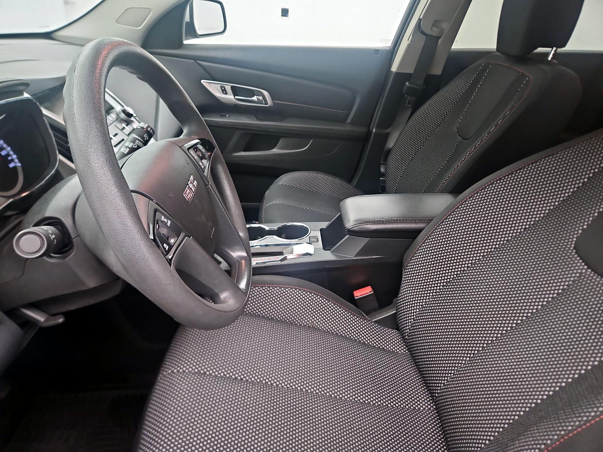 Thumbnail: 2017 GMC Terrain - 11